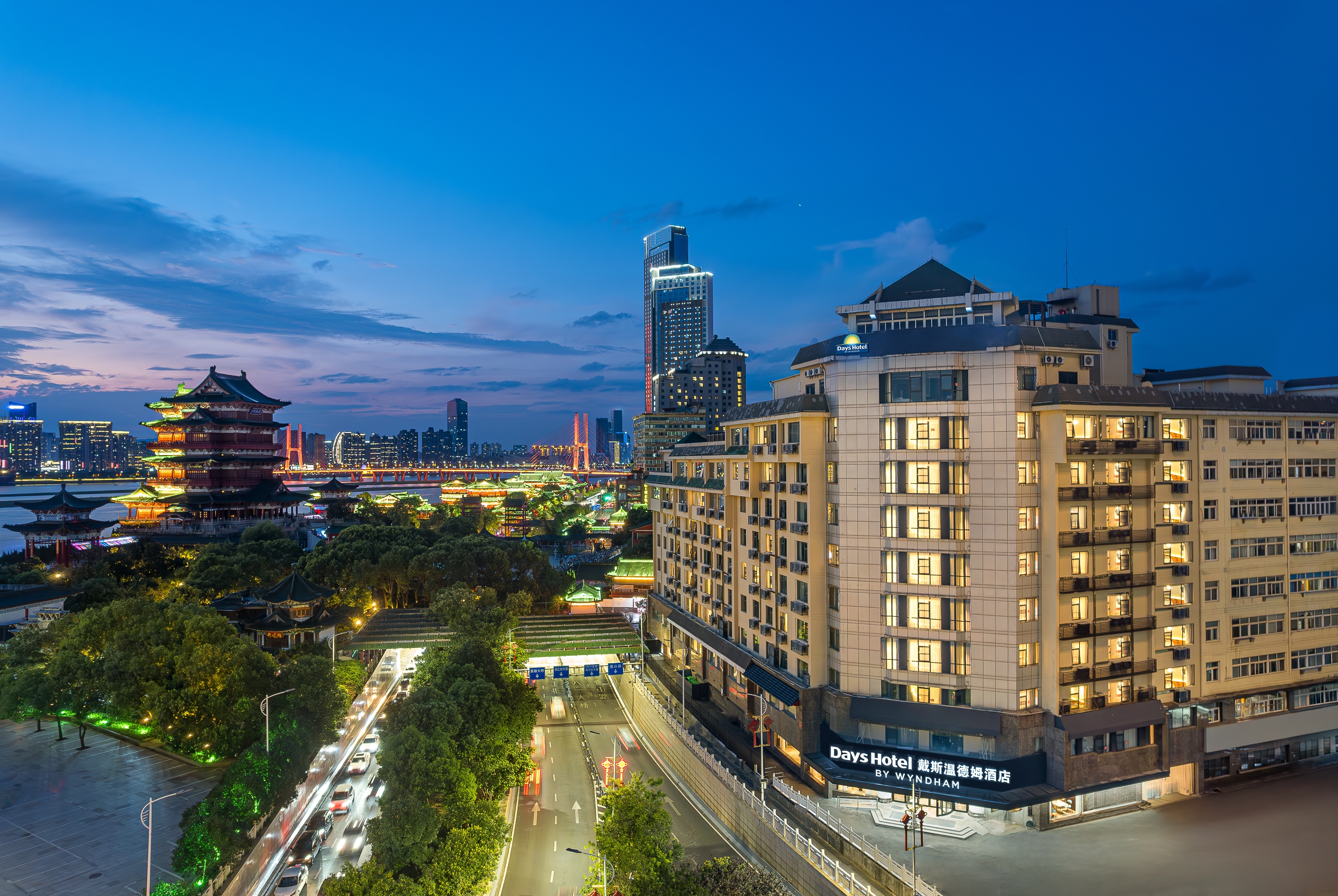 Exterior of Days Hotel by Wyndham Nanchang Tengwangge hotel in Nanchang, Other than US/Canada