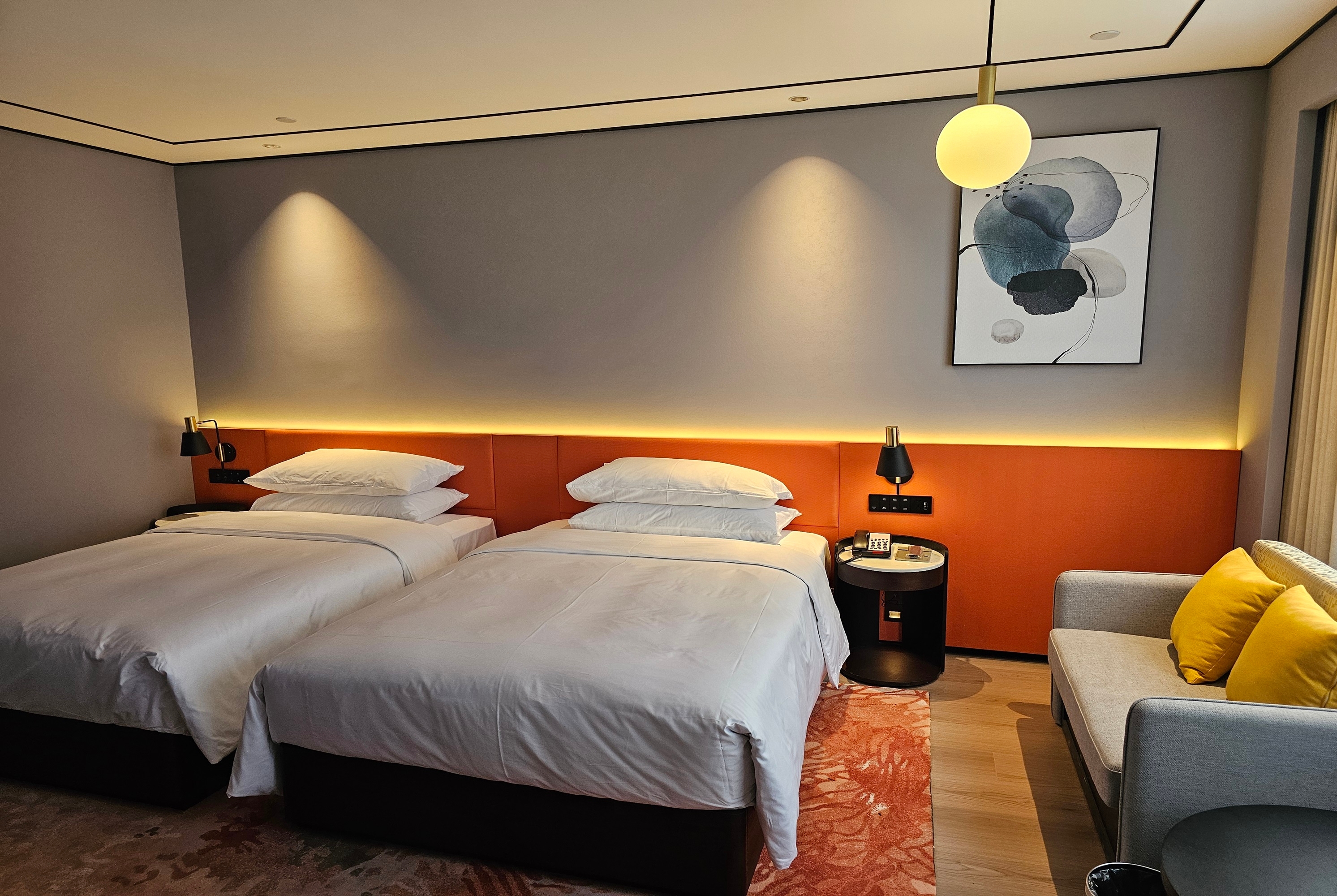 Guest room at the Days Hotel by Wyndham Nanchang Tengwangge in Nanchang, Other than US/Canada