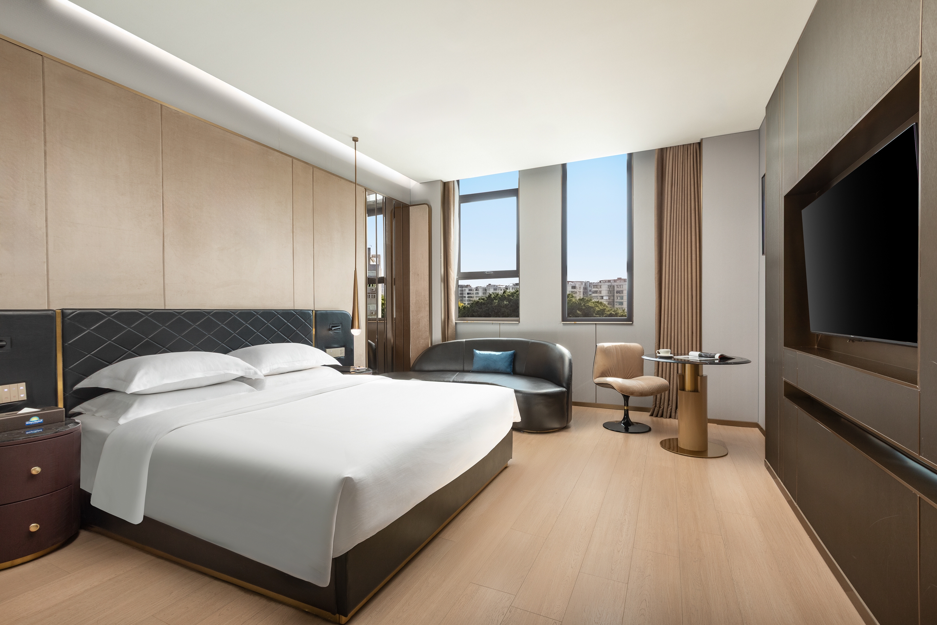 Guest room at the Days Hotel by Wyndham Shantou Longhu in Shantou, Other than US/Canada