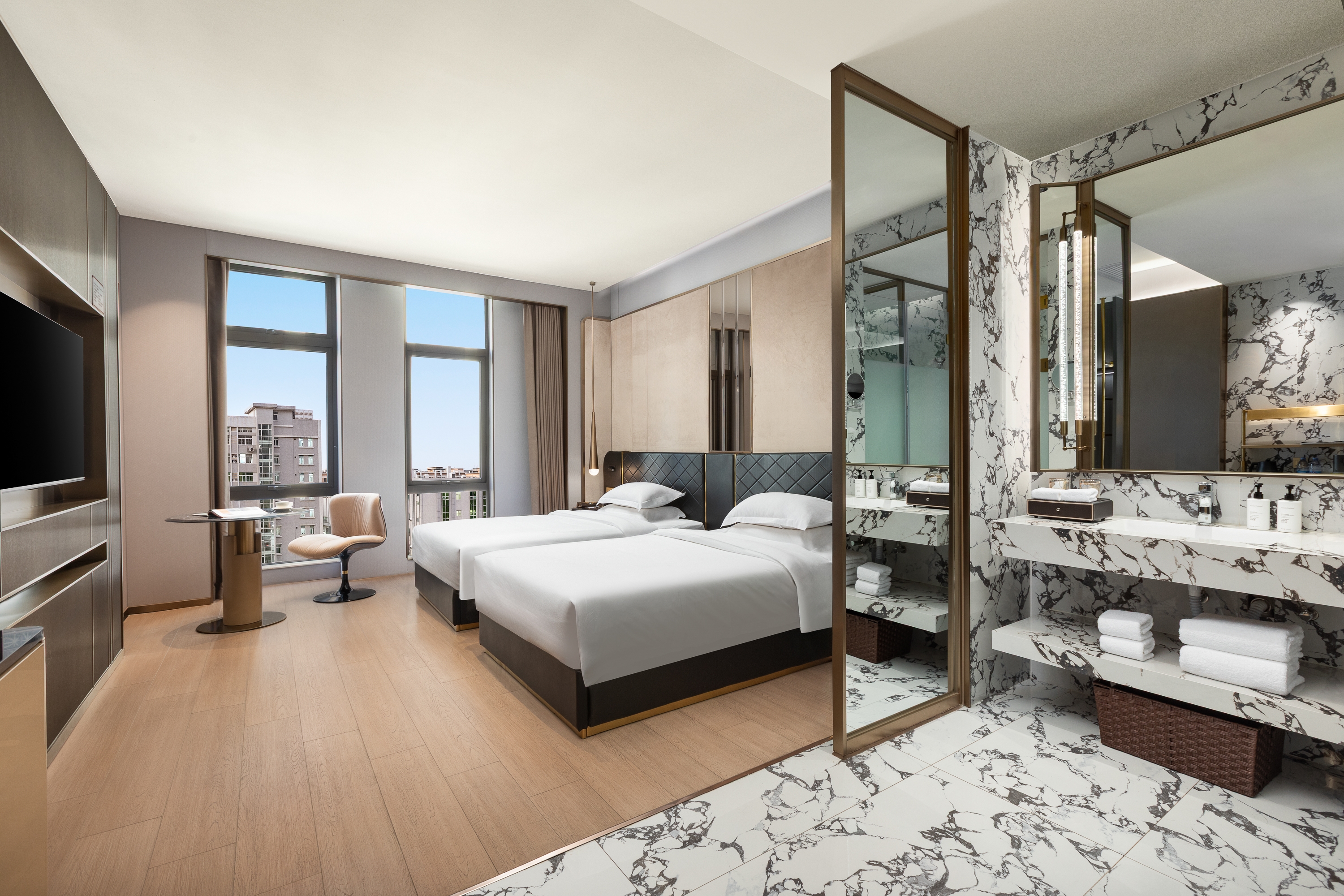 Guest room at the Days Hotel by Wyndham Shantou Longhu in Shantou, Other than US/Canada