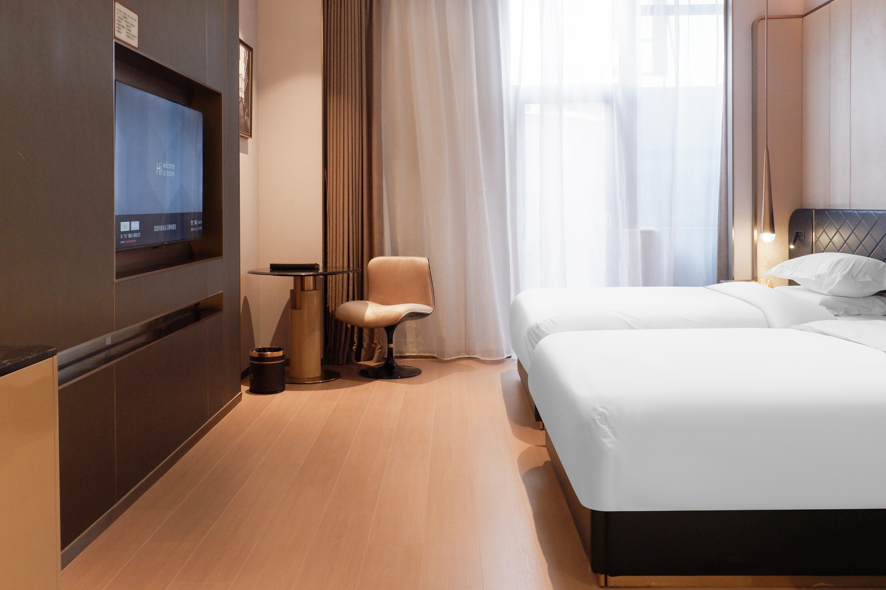 Guest room at the Days Hotel by Wyndham Shantou Longhu in Shantou, Other than US/Canada