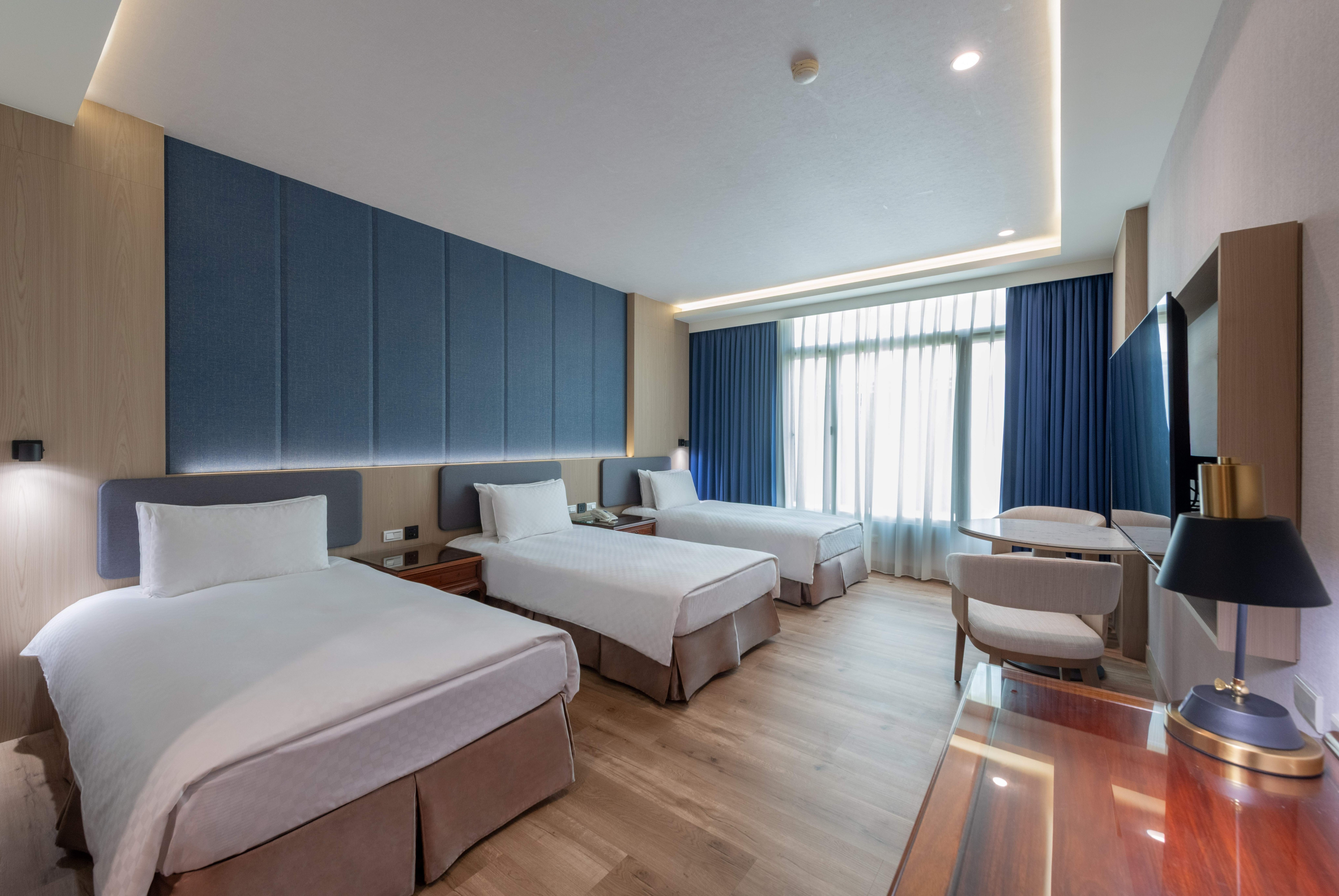 Guest room at the Days Inn by Wyndham Chiayi in Taiwan-Chiayi, Other than US/Canada
