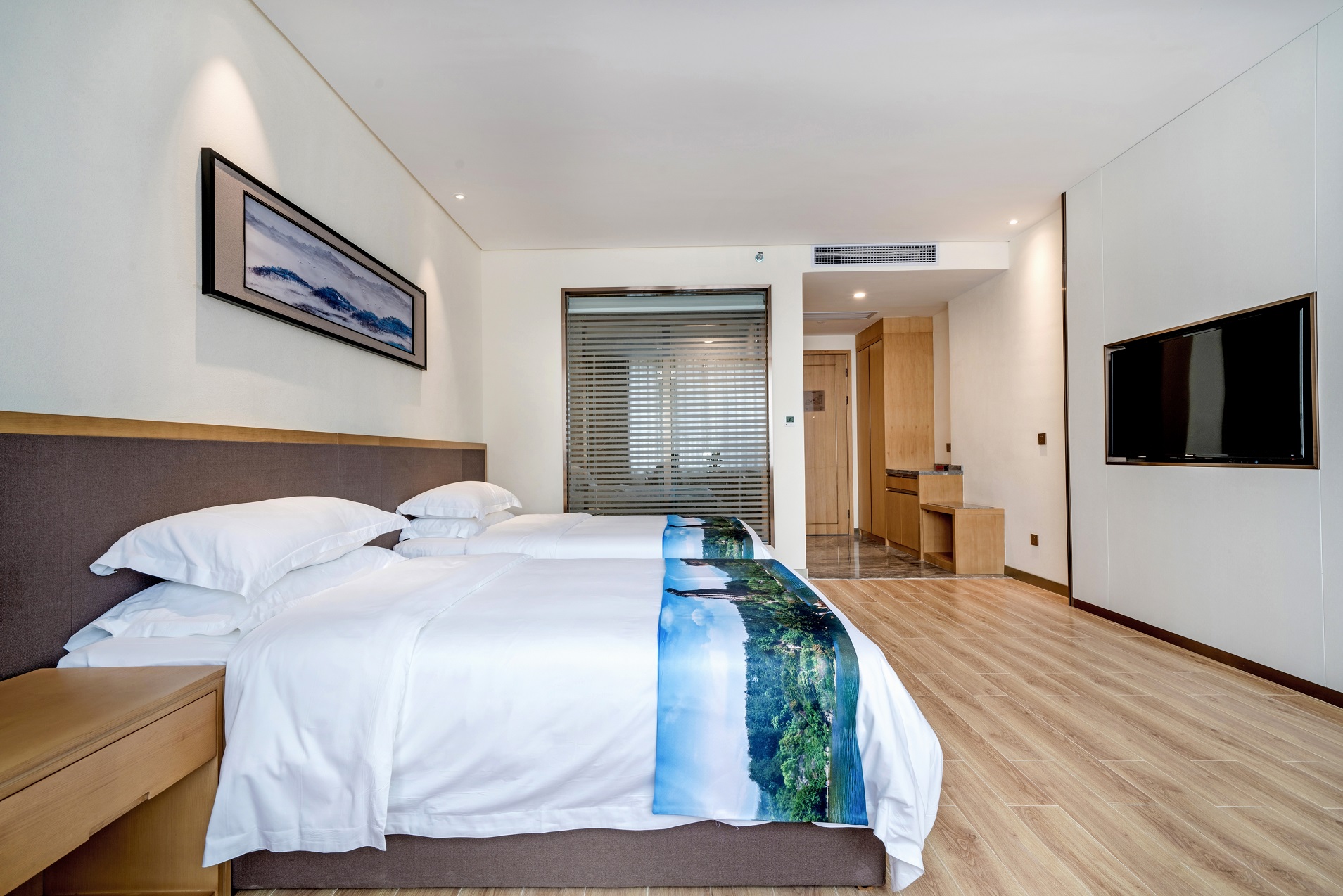 Guest room at the Days Hotel By Wyndham Yinxiang Wuyishan in Wuyishan, Other than US/Canada