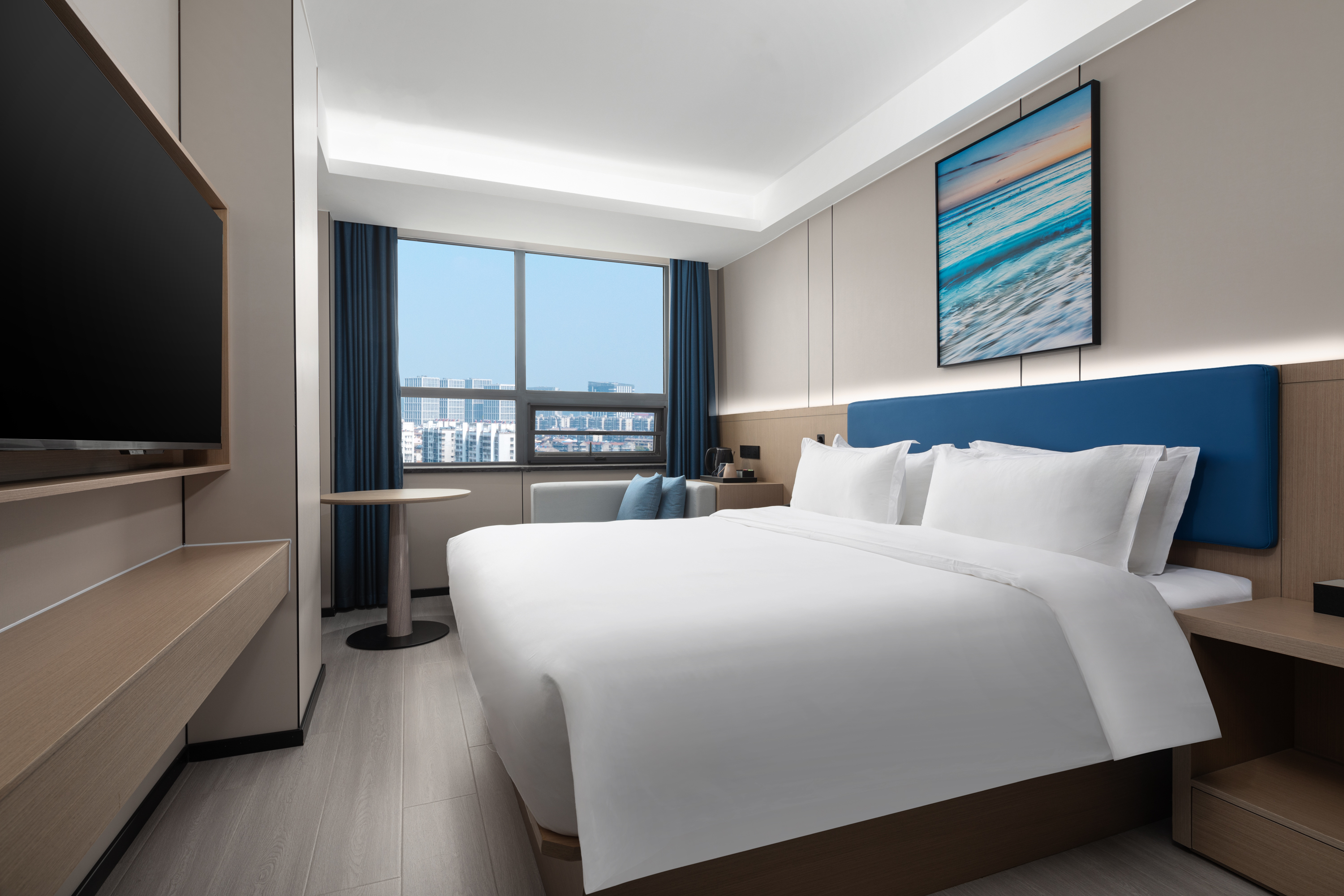 Guest room at the Days Inn by Wyndham Xuzhou Gulou in Xuzhou, Other than US/Canada