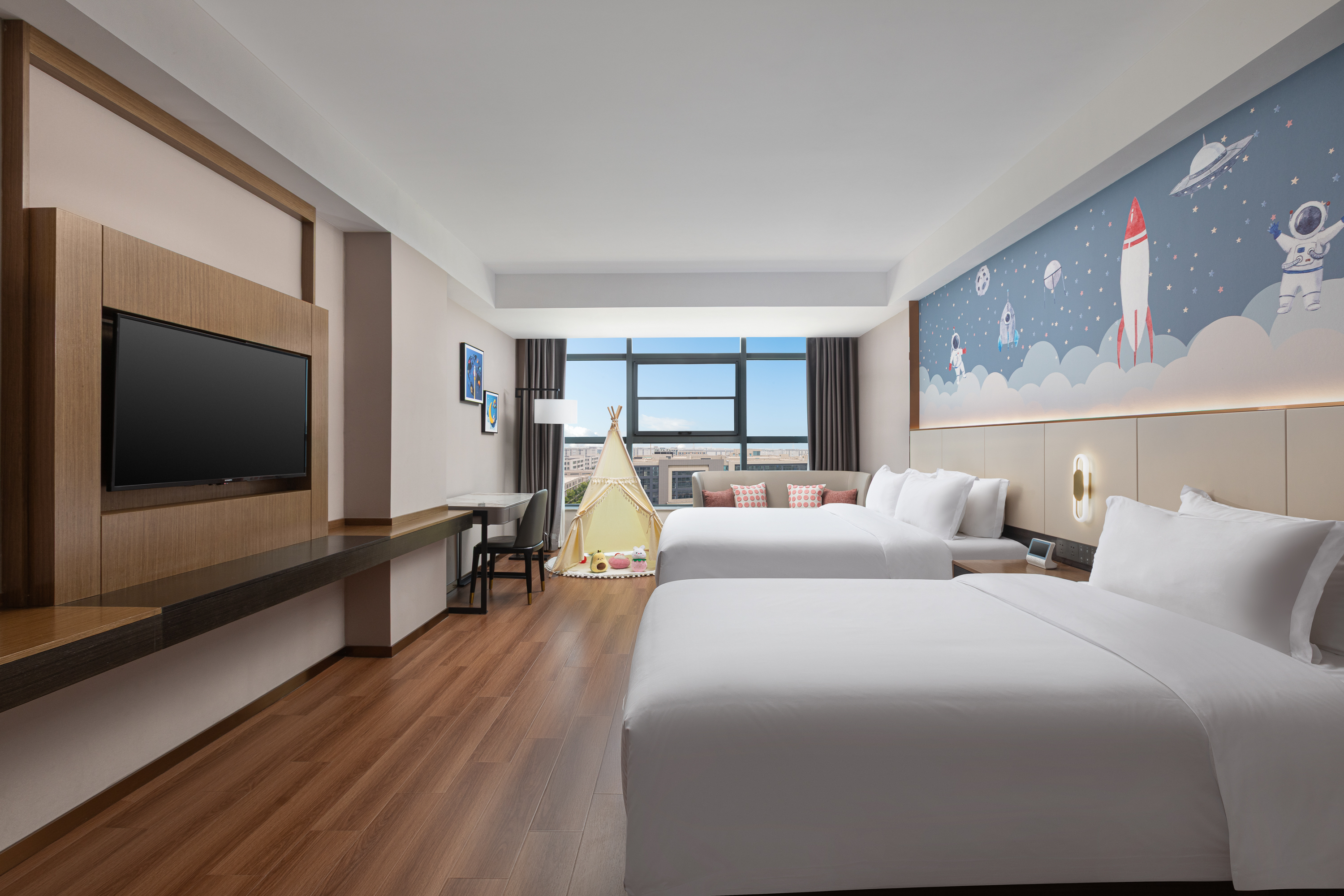 Guest room at the Days Hotel by Wyndham Yancheng Hi-tech Park in Yancheng, Other than US/Canada