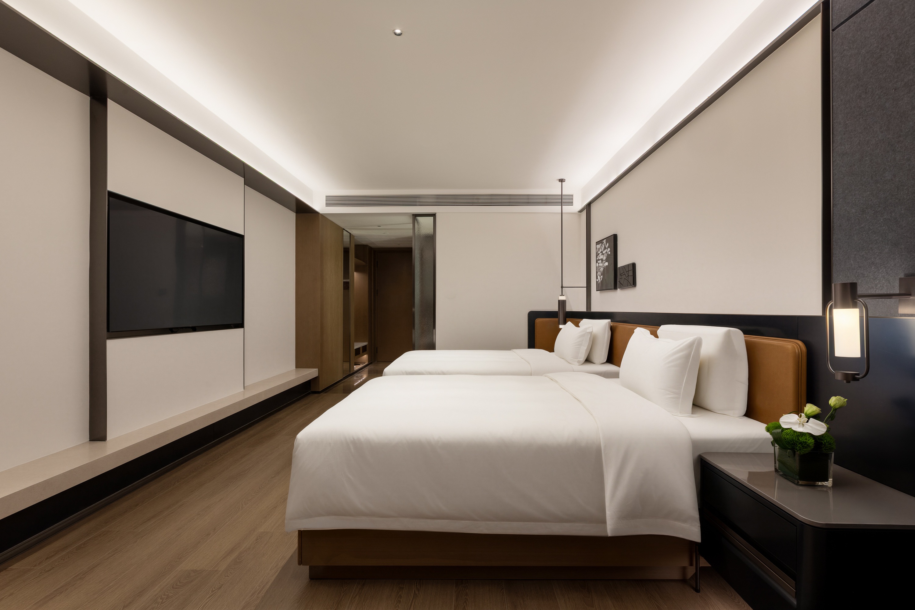 Guest room at the Days Hotel by Wyndham Yichun Gaoan in Yichun, Other than US/Canada