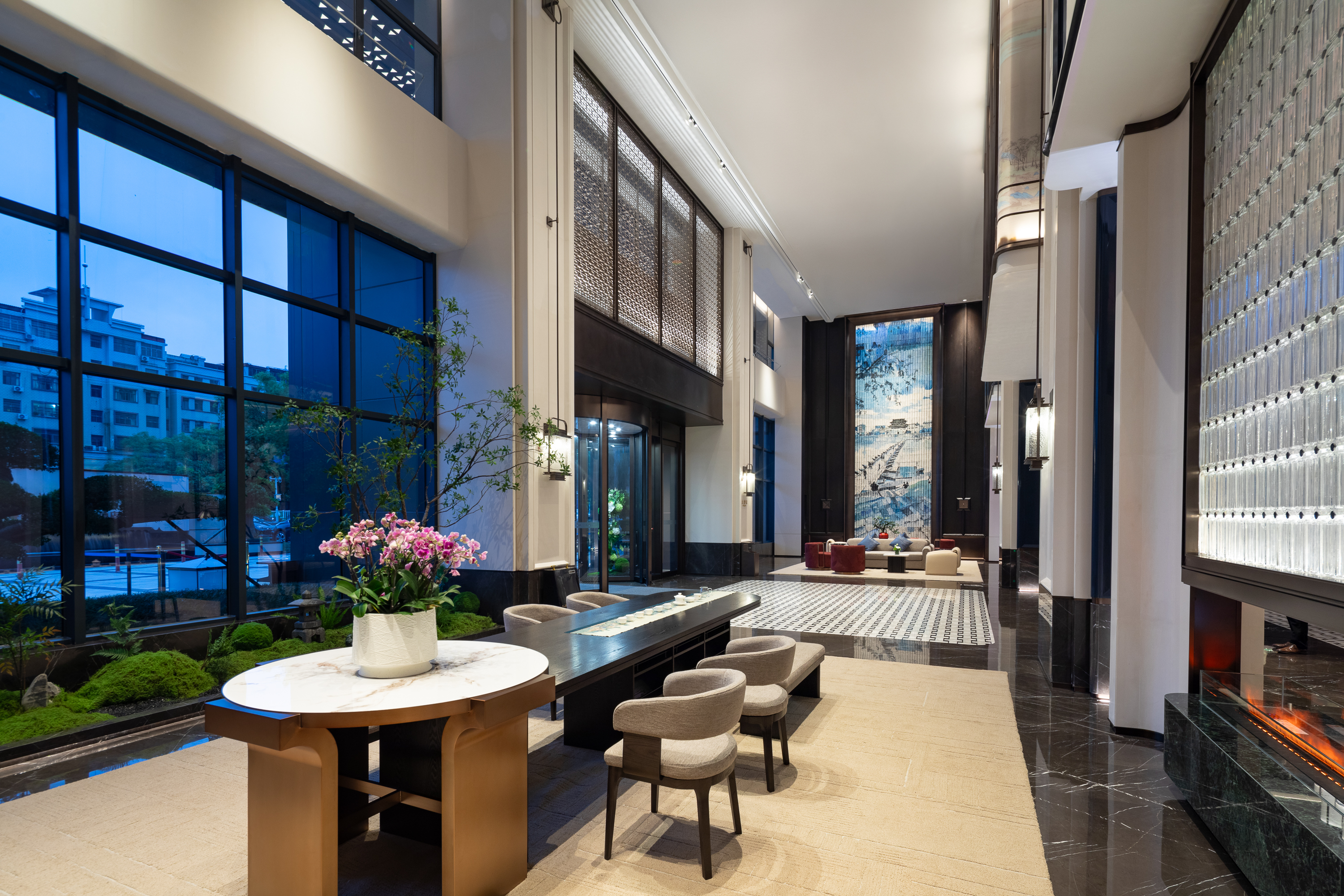 Lobby bar at Days Hotel by Wyndham Yichun Gaoan in Yichun, Other than US/Canada