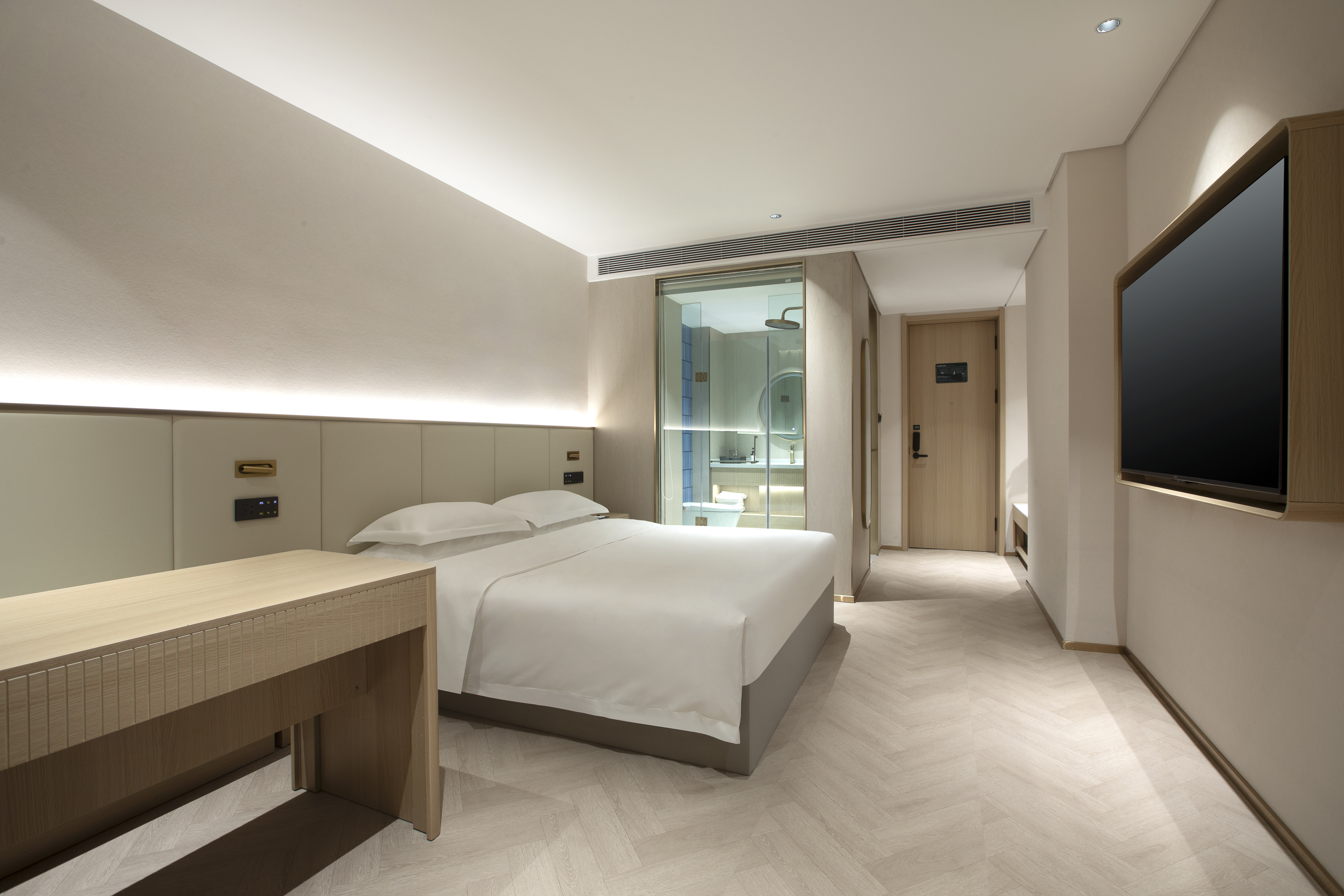 Guest room at the Days Inn by Wyndham Yinchuan East Jiefang Road in Yinchuan, Other than US/Canada
