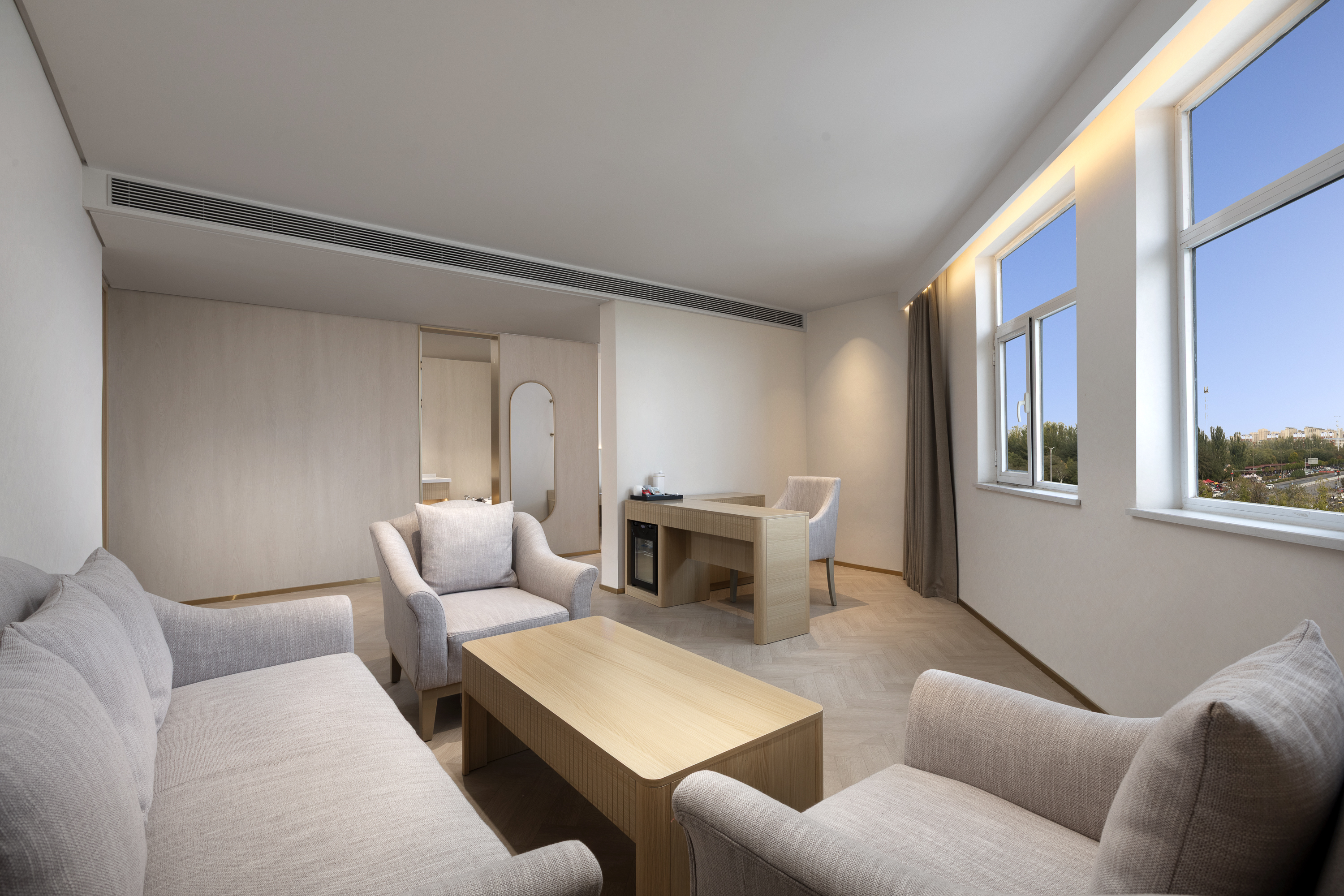 Guest room at the Days Inn by Wyndham Yinchuan East Jiefang Road in Yinchuan, Other than US/Canada