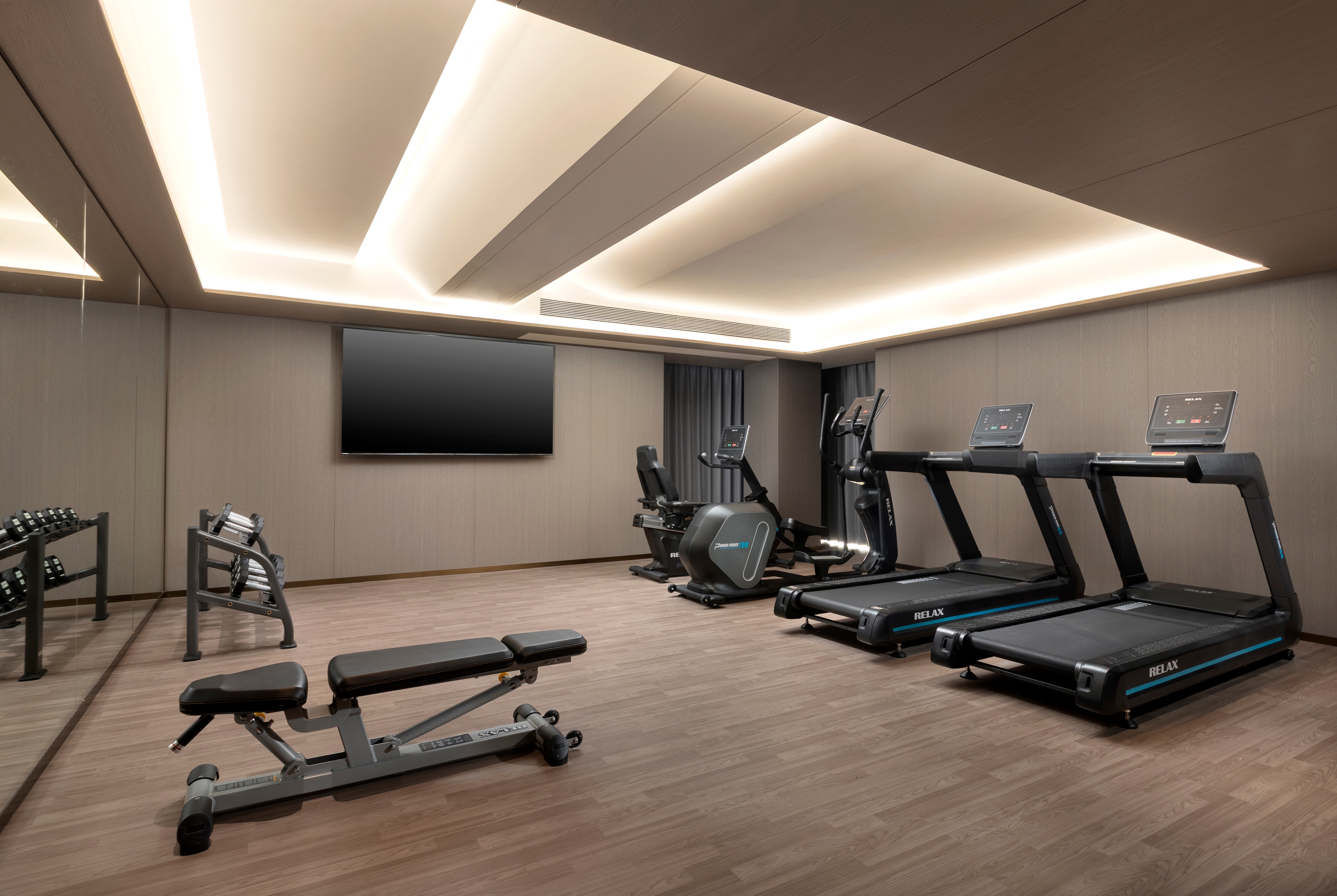 Fitness room at Days Inn by Wyndham Zhengzhou Xinzheng Airport in Zhengzhou, Other than US/Canada