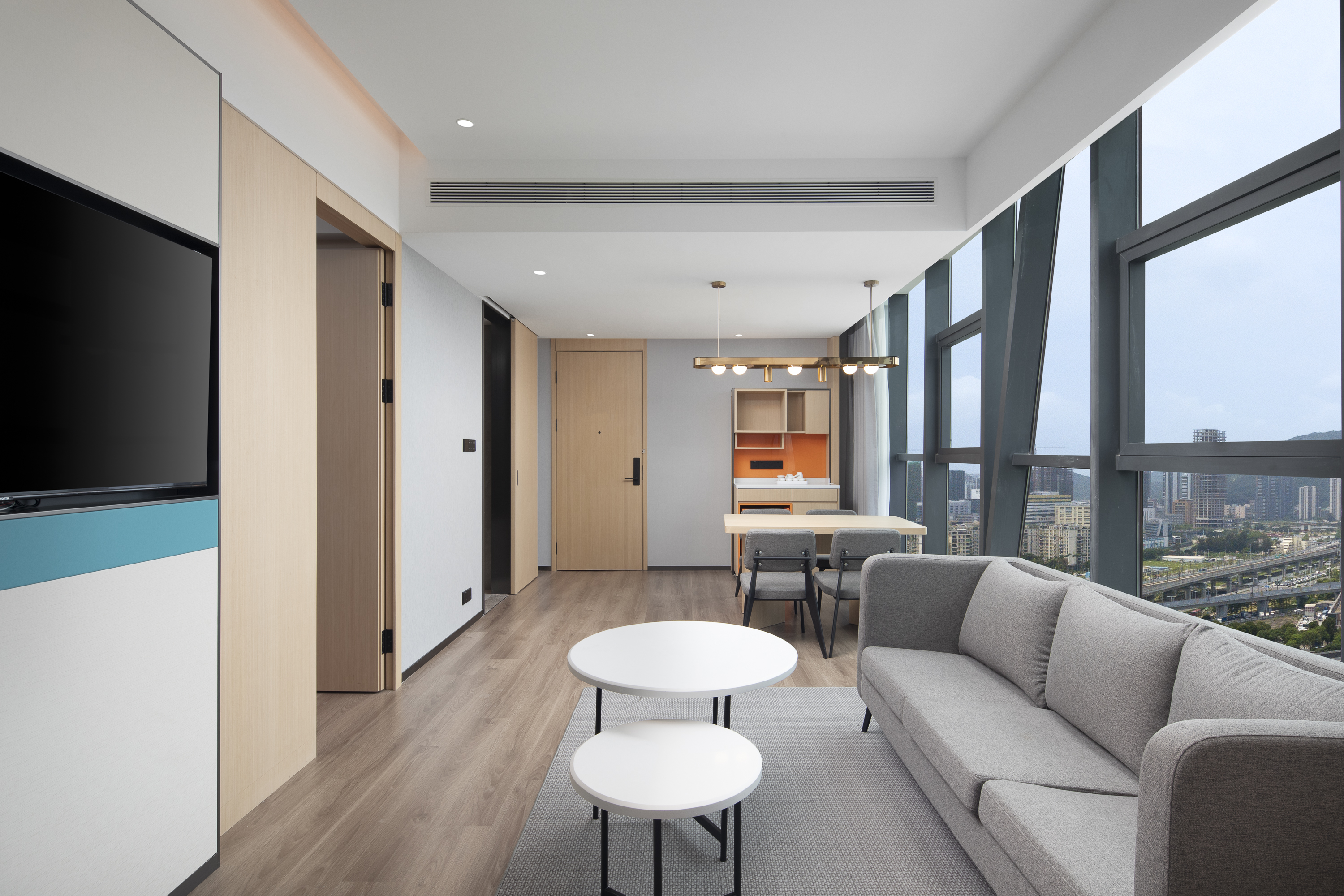 Guest room at the Days Inn by Wyndham Zhuhai Gongbei Port in Zhuhai, Other than US/Canada