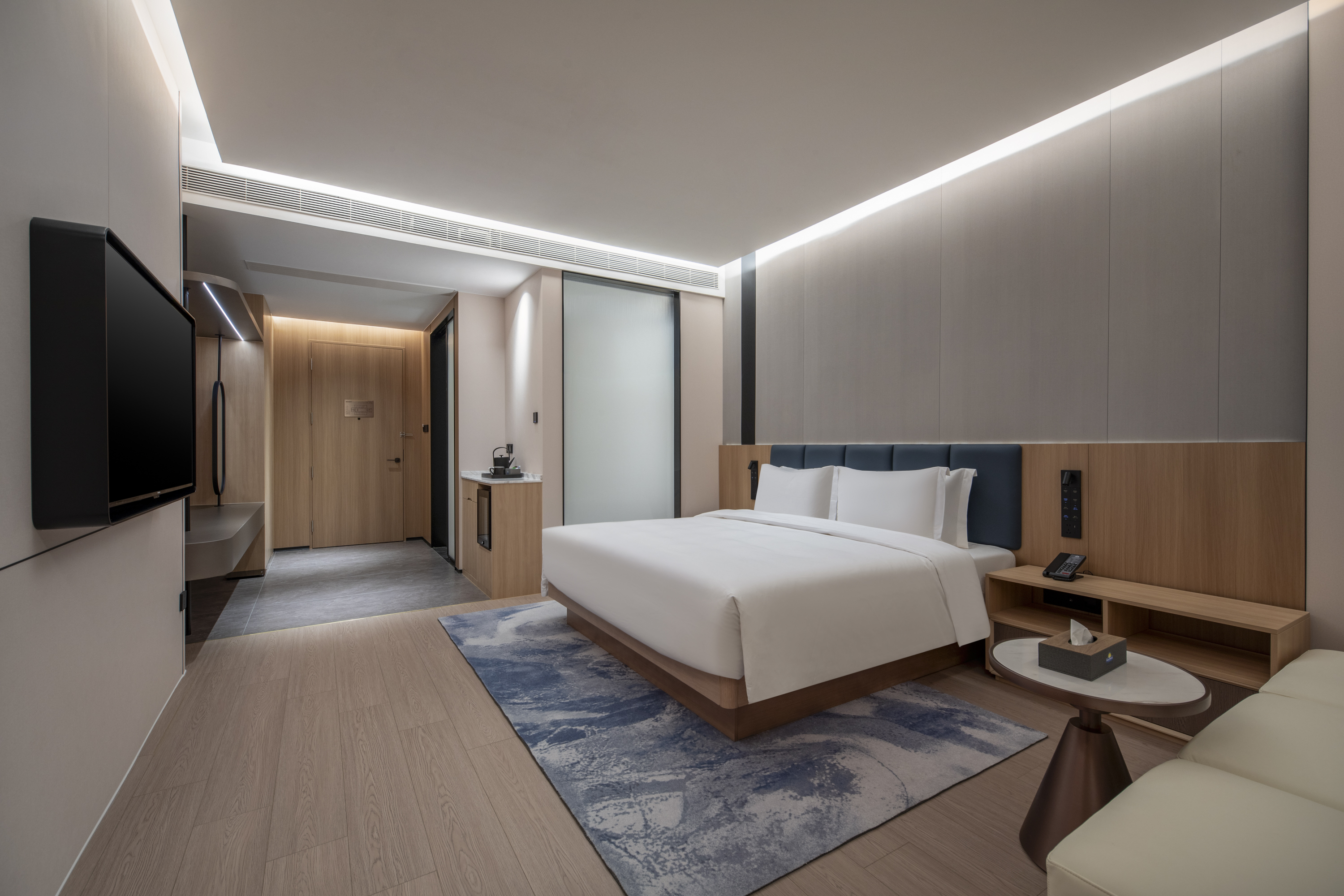 Guest room at the Days Hotel by Wyndham Zhuhai Jinwan in Zhuhai, Other than US/Canada