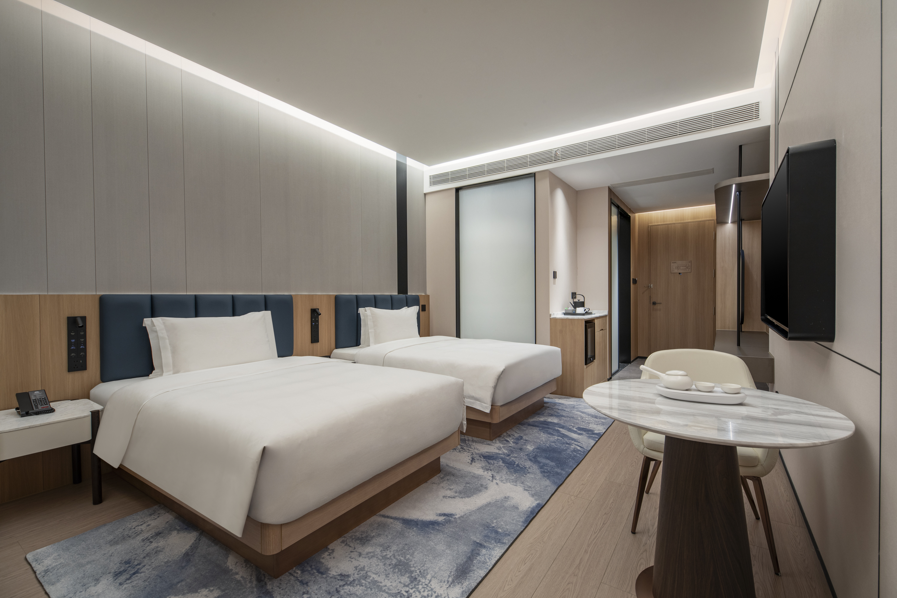 Guest room at the Days Hotel by Wyndham Zhuhai Jinwan in Zhuhai, Other than US/Canada