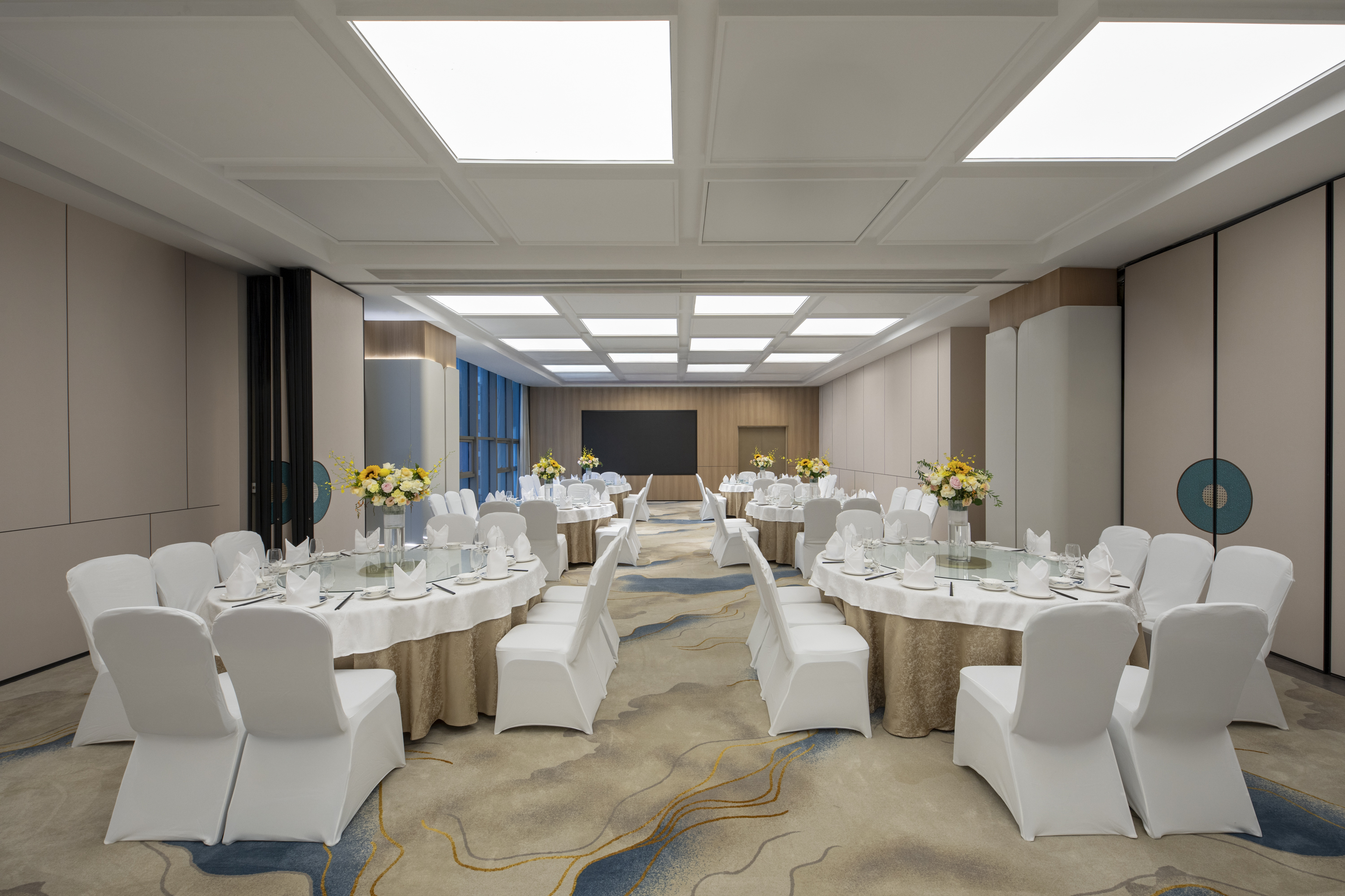 Meeting room at Days Hotel by Wyndham Zhuhai Jinwan in Zhuhai, Other than US/Canada
