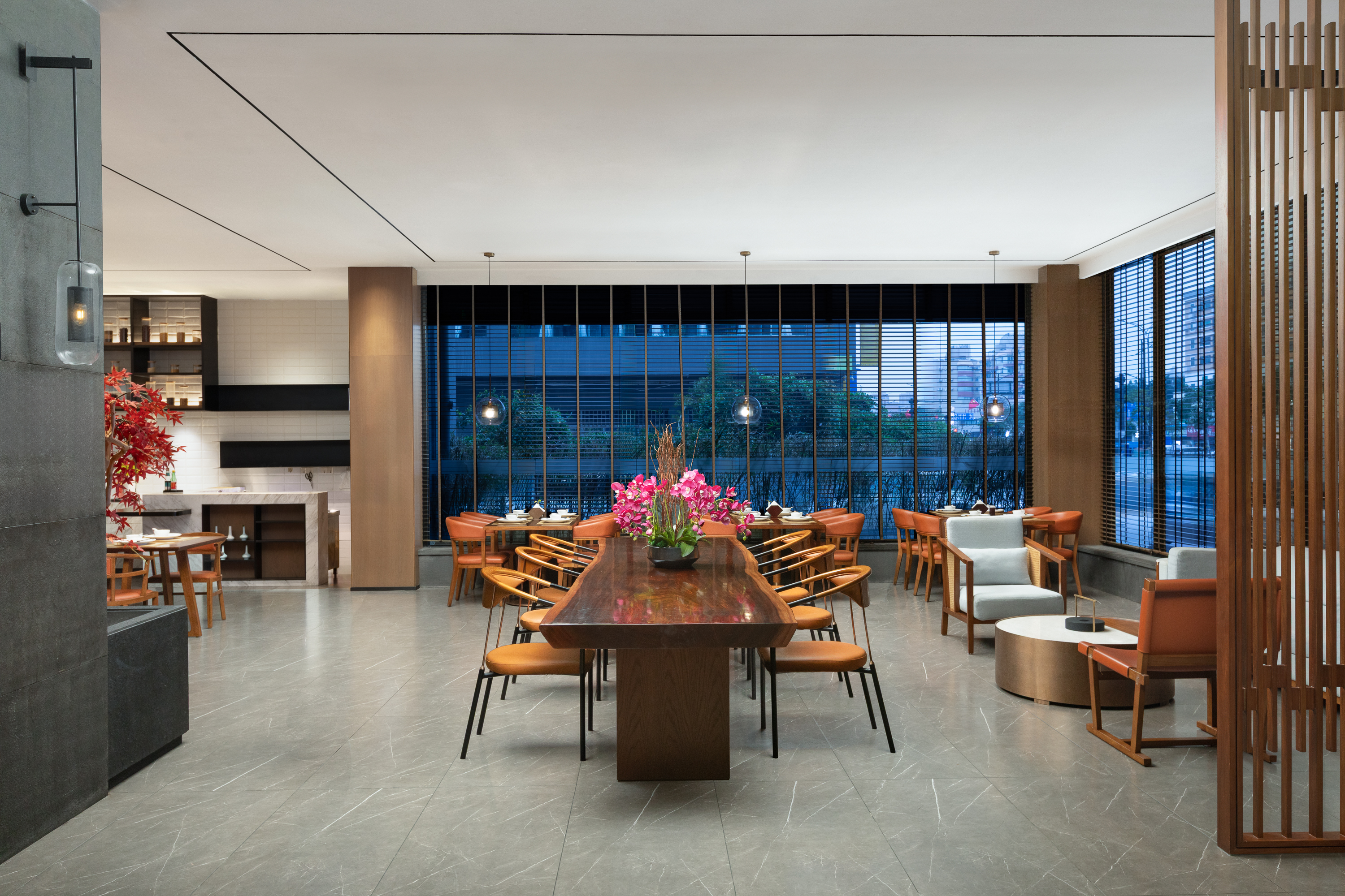 Days Inn by Wyndham Qinglv North Road restaurant breakfast area with seating in Zhuhai, Other than US/Canada