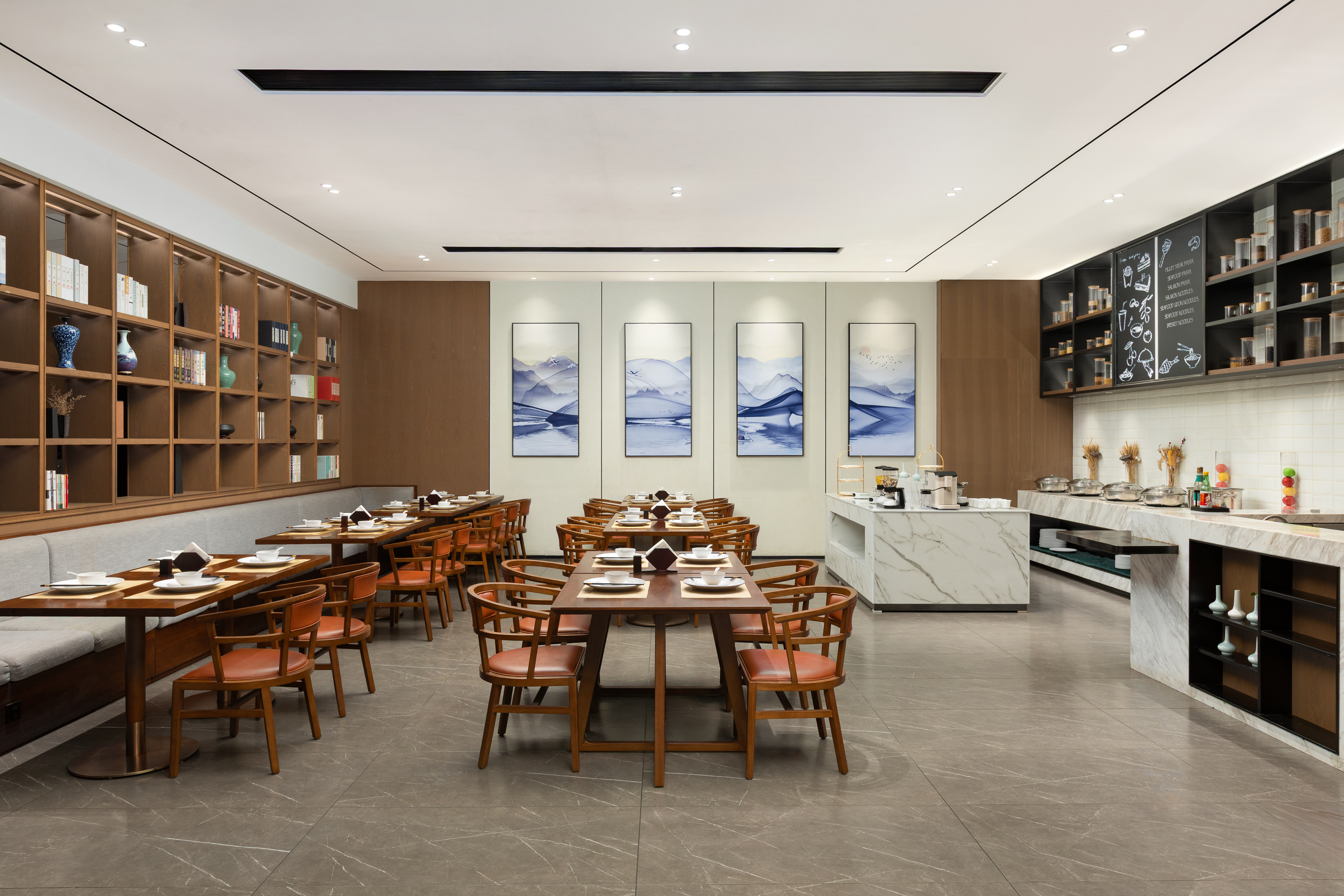 Days Inn by Wyndham Qinglv North Road restaurant breakfast area with seating in Zhuhai, Other than US/Canada