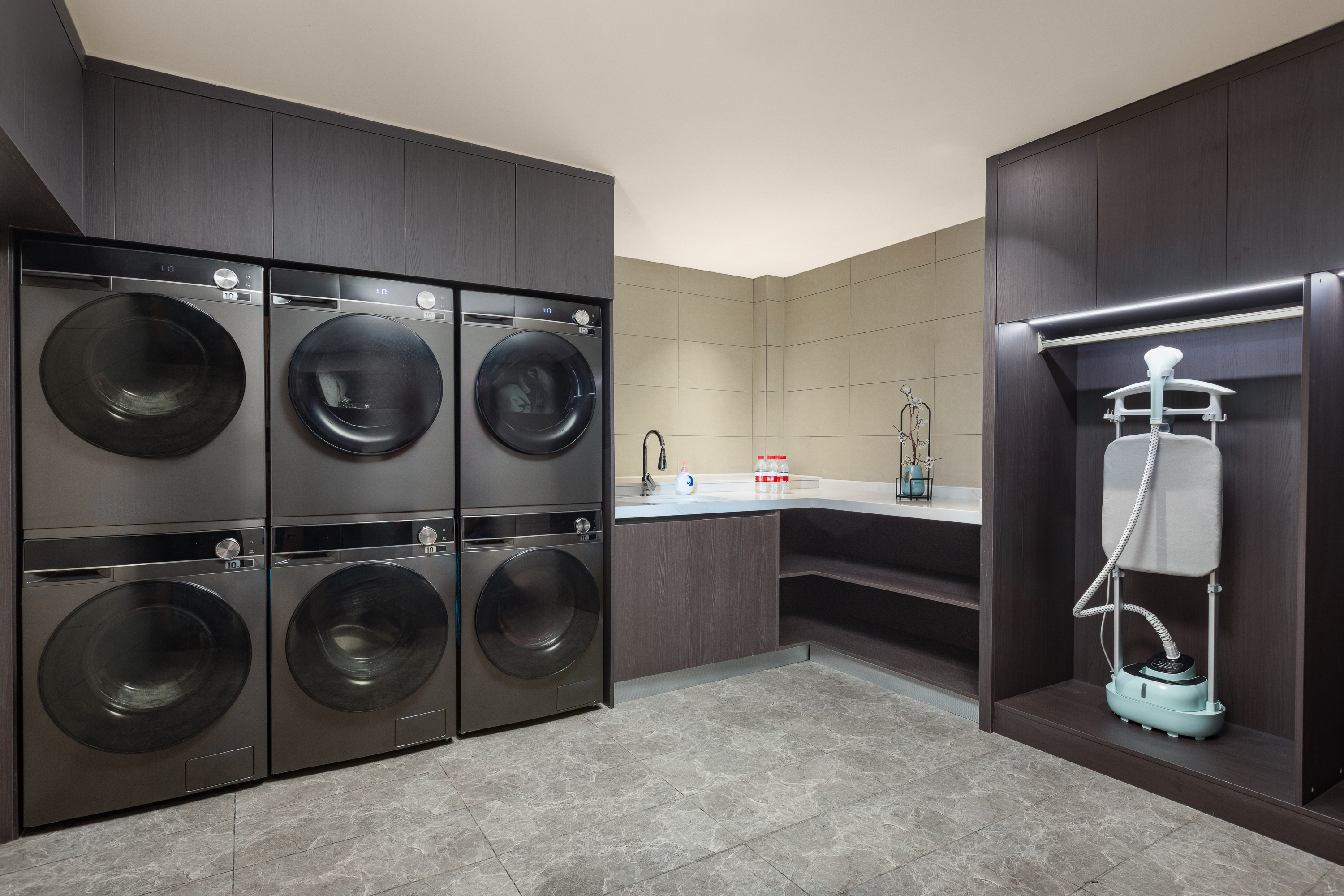 Laundry facilities at Days Inn by Wyndham Qinglv North Road in Zhuhai, Other than US/Canada