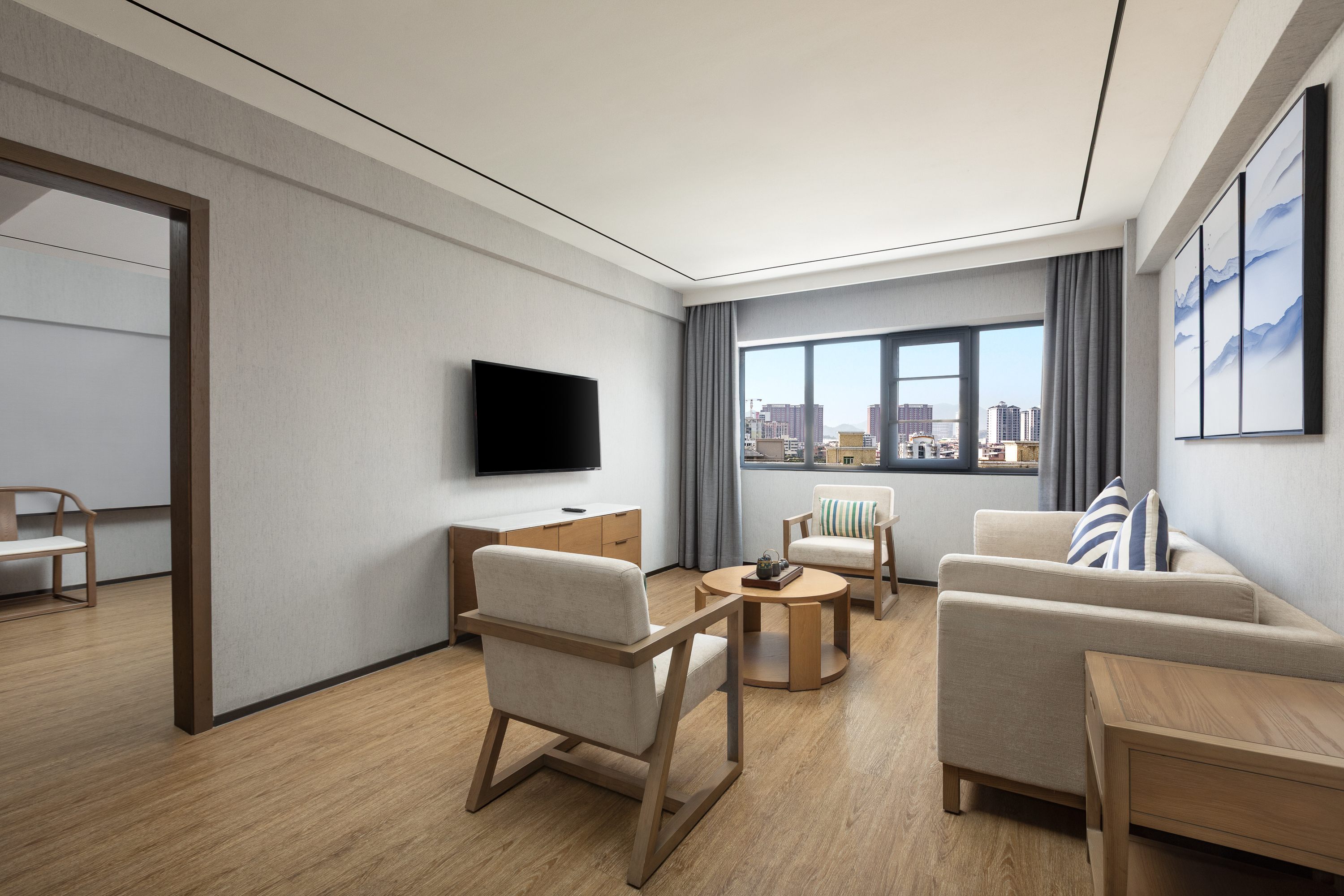 Guest room at the Days Inn by Wyndham Qinglv North Road in Zhuhai, Other than US/Canada