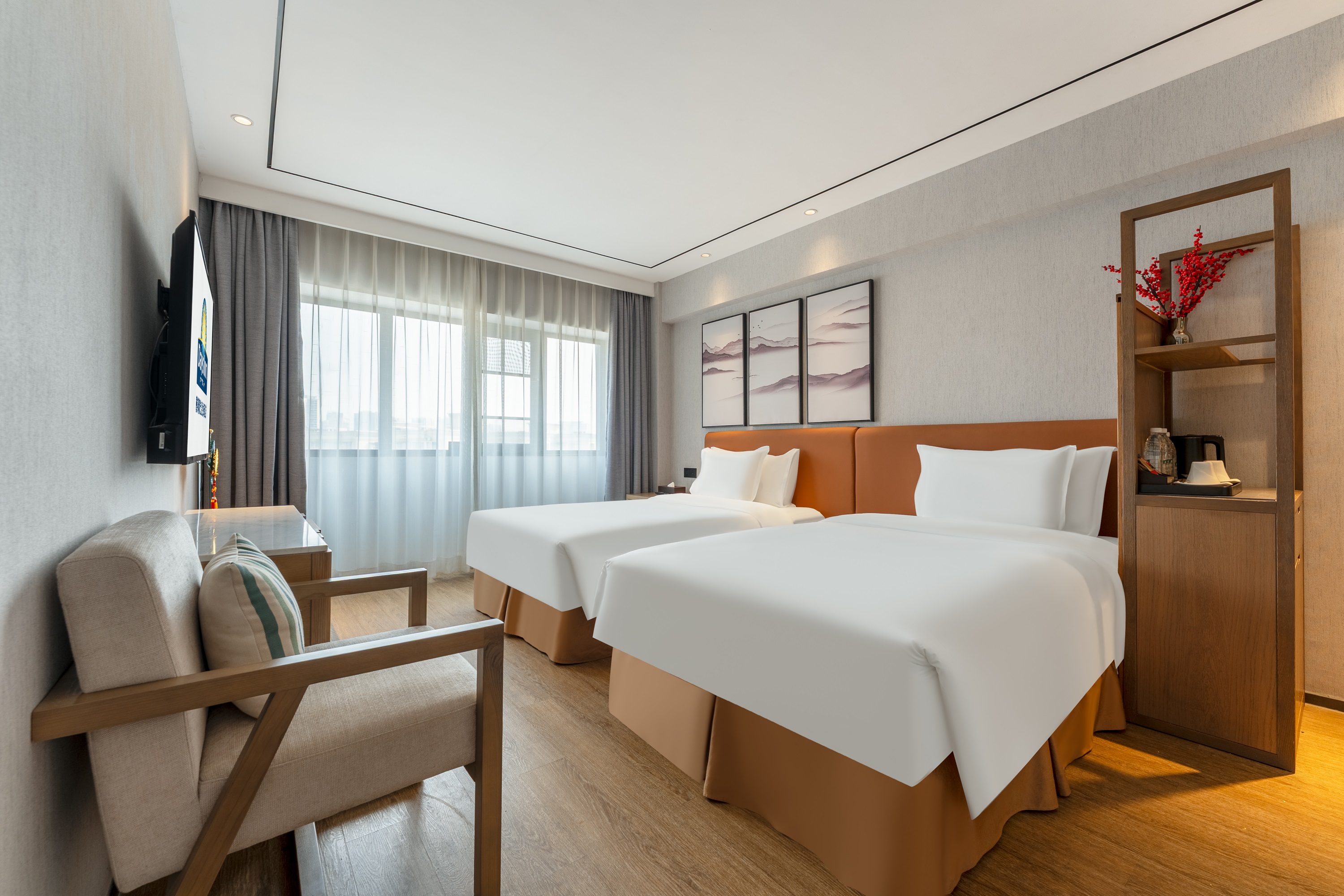 Guest room at the Days Inn by Wyndham Qinglv North Road in Zhuhai, Other than US/Canada