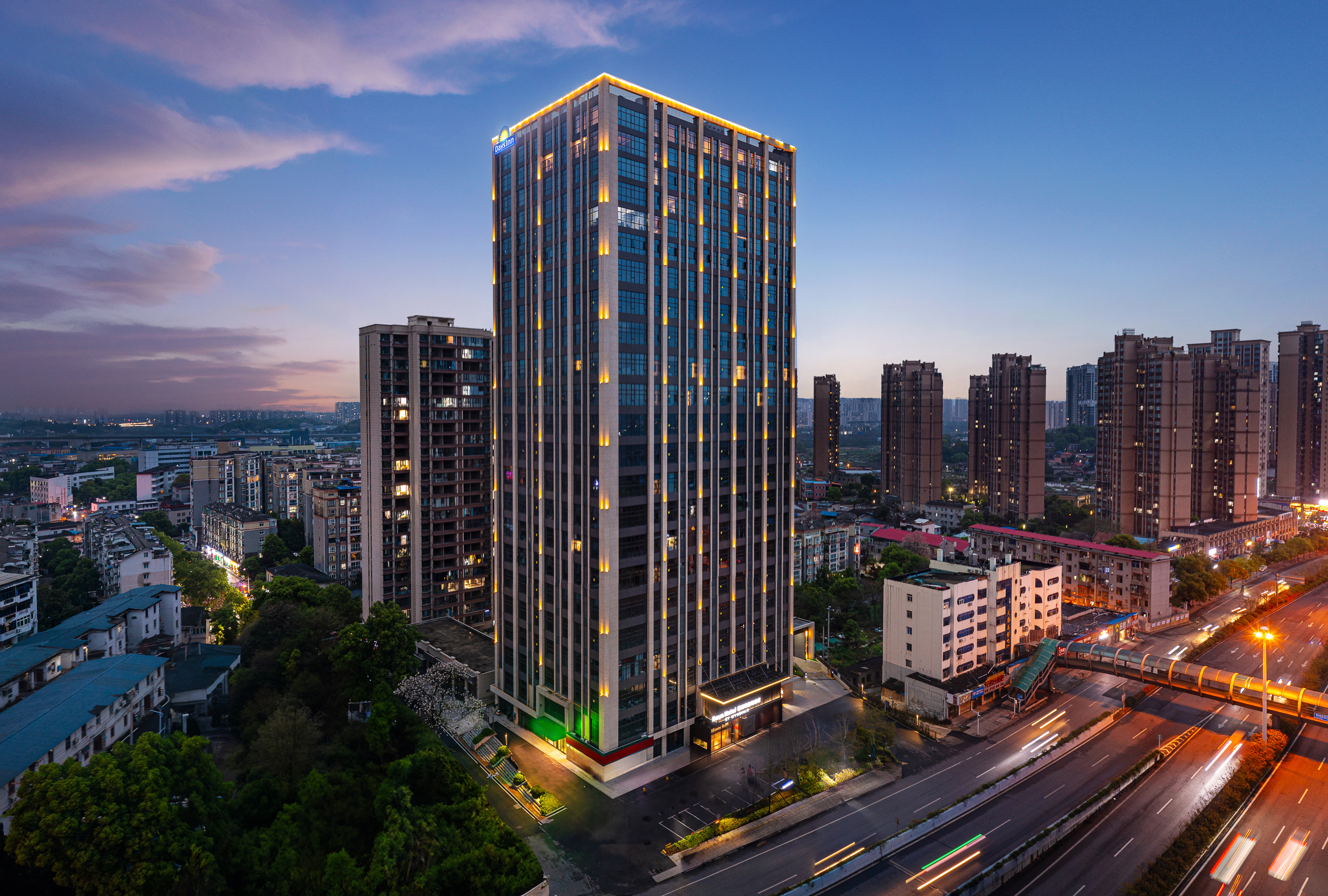 Exterior of Days Hotel by Wyndham Zhuzhou Shifeng hotel in Zhuzhou, Other than US/Canada