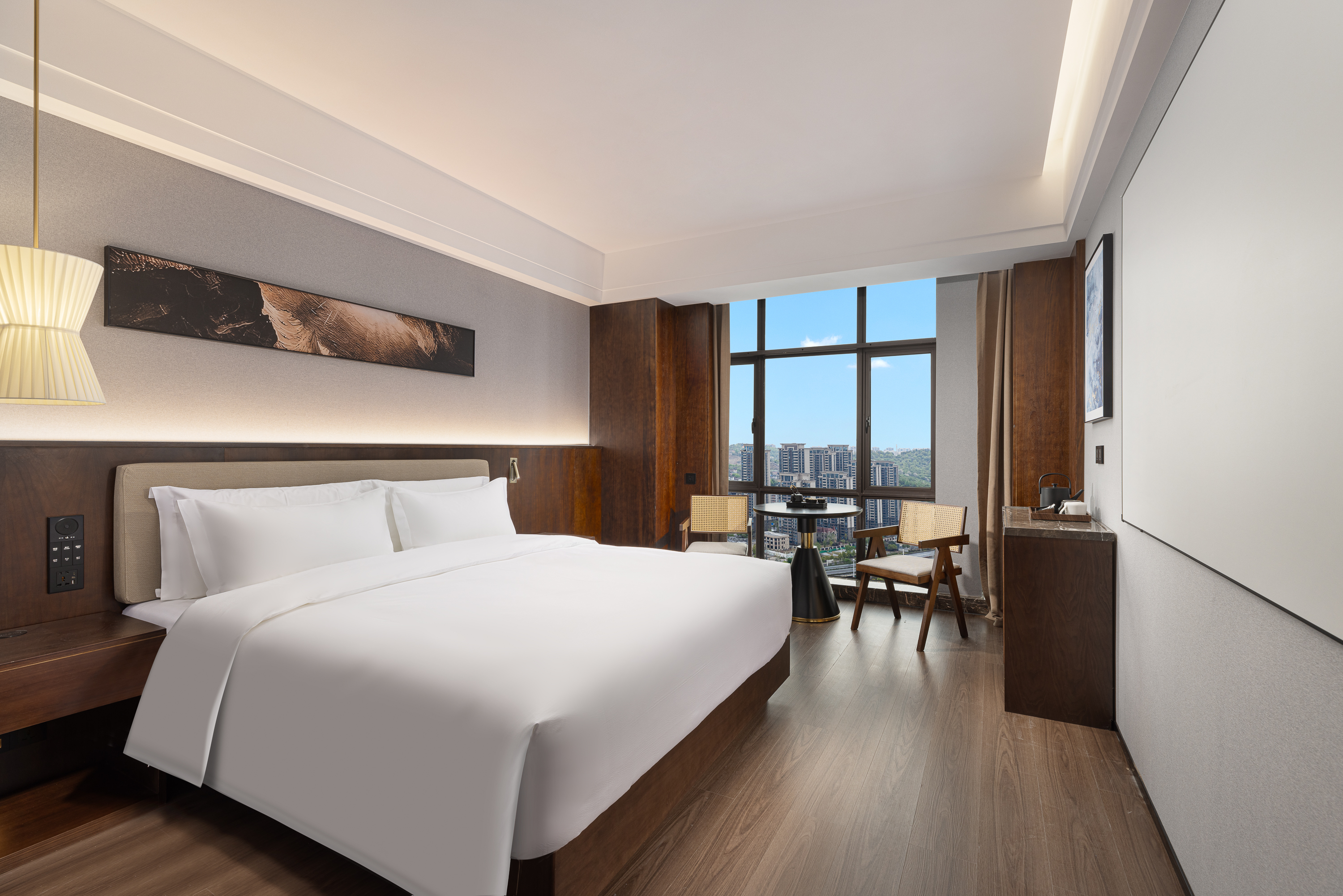 Guest room at the Days Hotel by Wyndham Zhuzhou Shifeng in Zhuzhou, Other than US/Canada