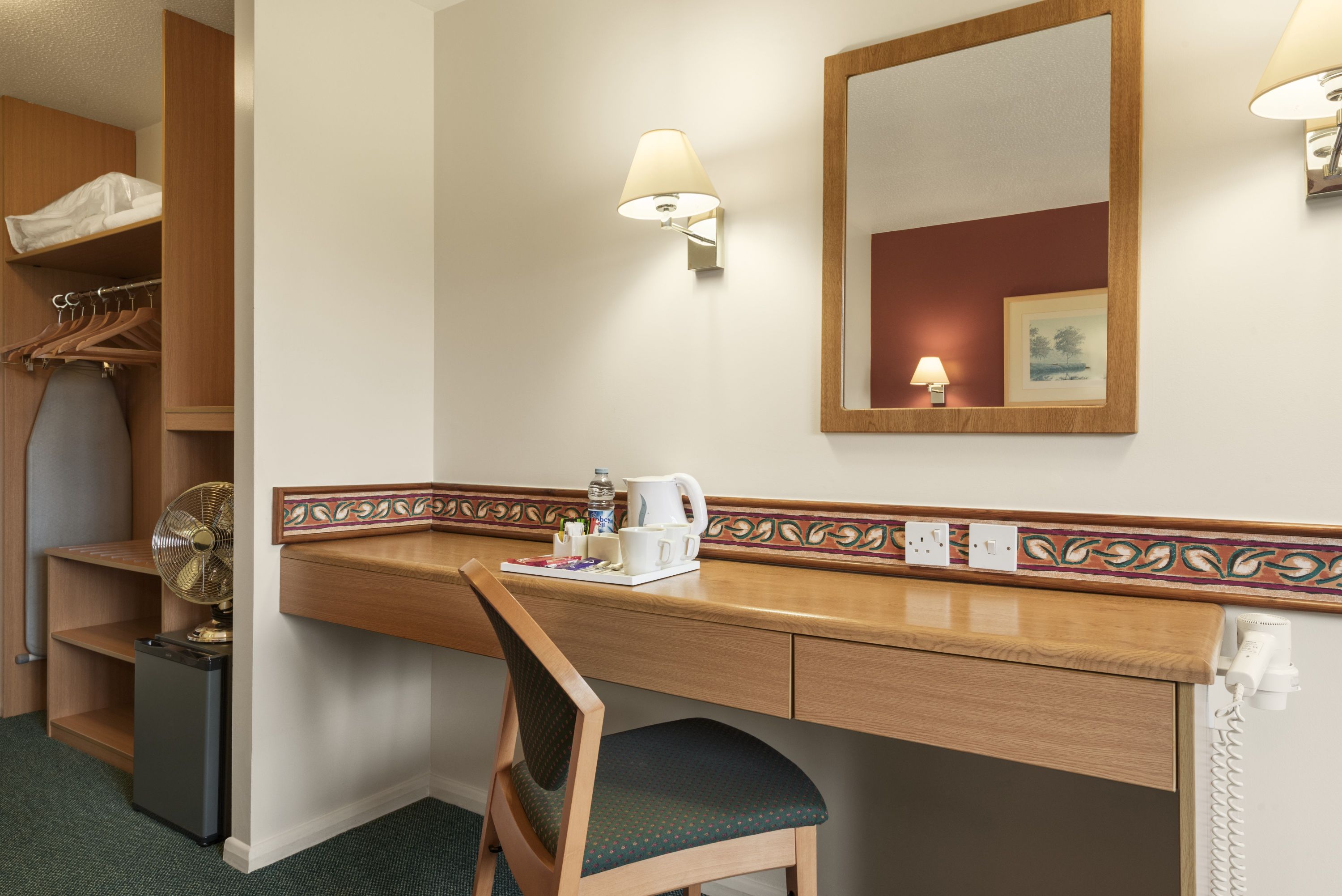 Days Inn Wyndham Michaelwood Gloucestershire  Hotels