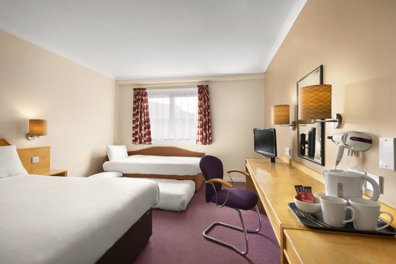 Guest room at the Days Inn Hamilton in Hamilton, Other than US/Canada