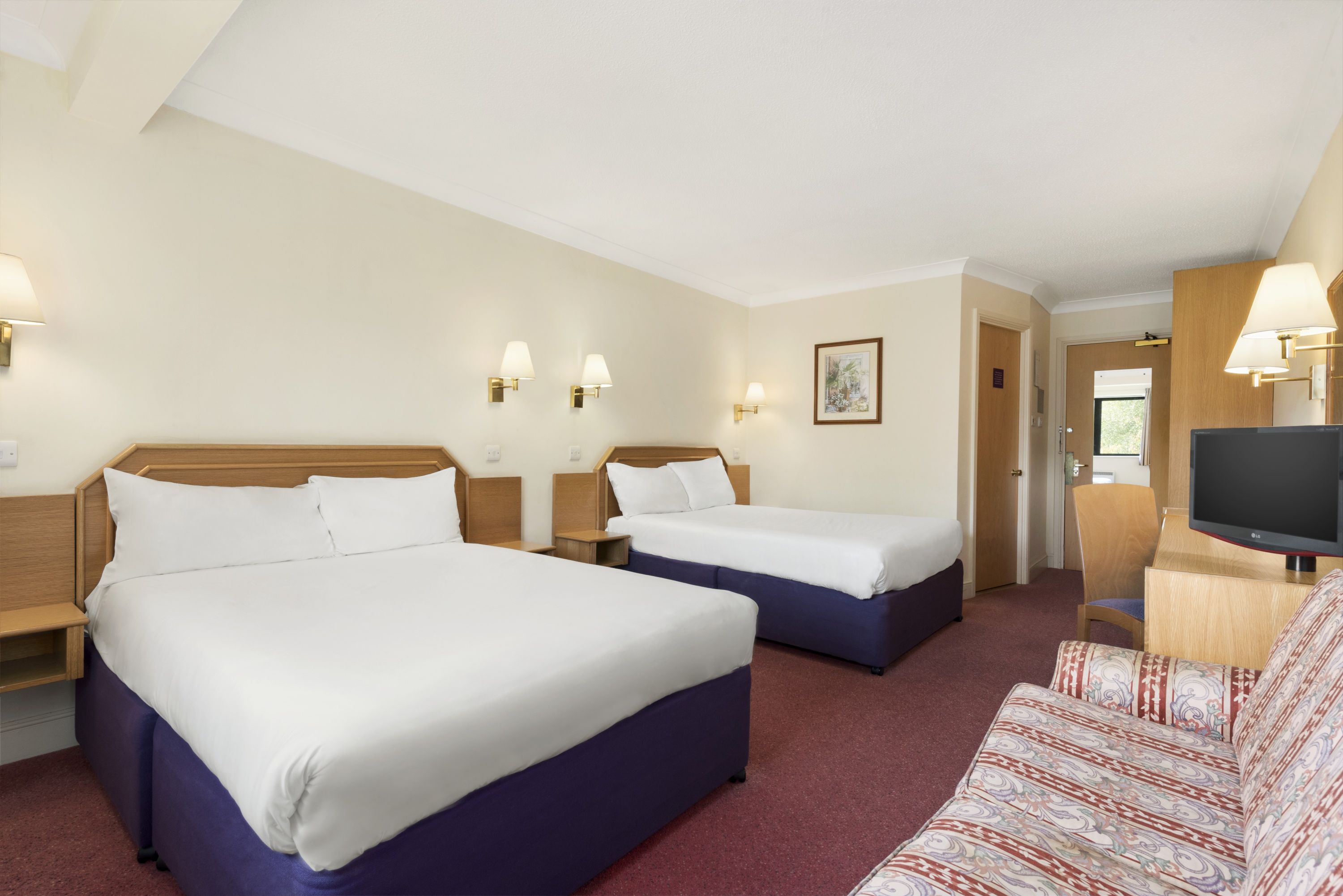 Guest room at the Days Inn by Wyndham Watford Gap in Northampton, Other than US/Canada