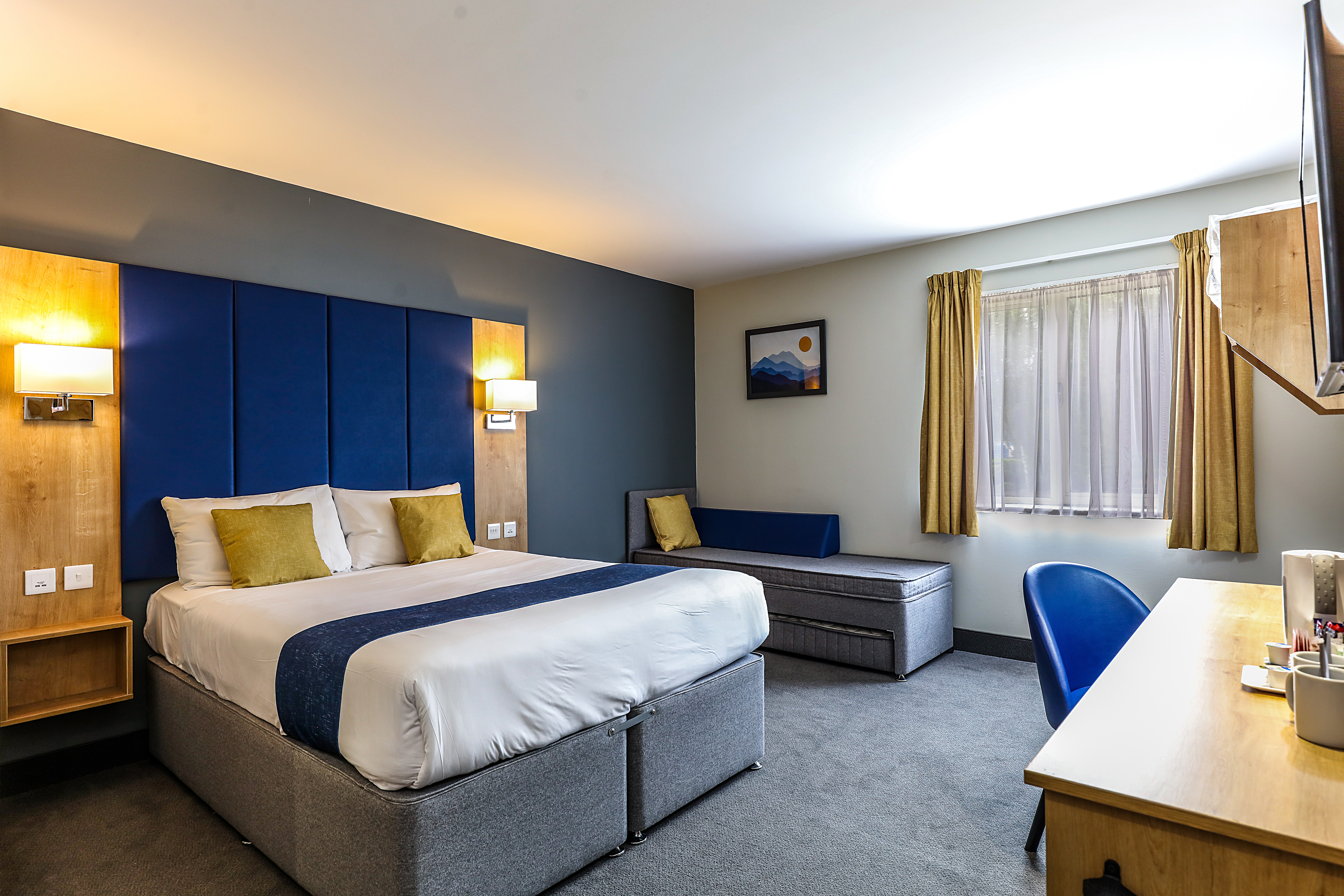 Guest room at the Days Inn by Wyndham Peterborough in Peterborough, Other than US/Canada