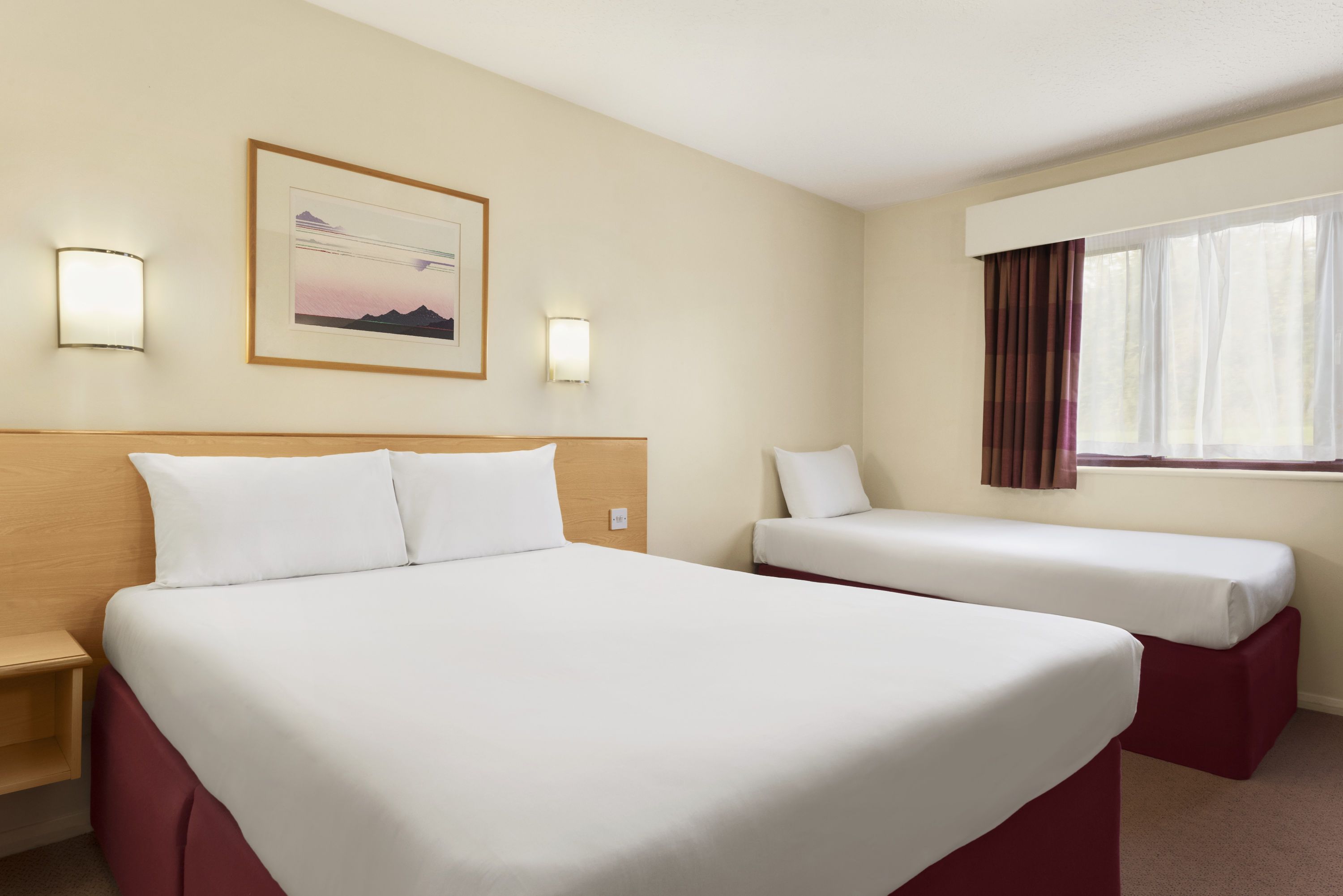 Days Inn Wyndham Warwick South M40 Warwickshire  Hotels