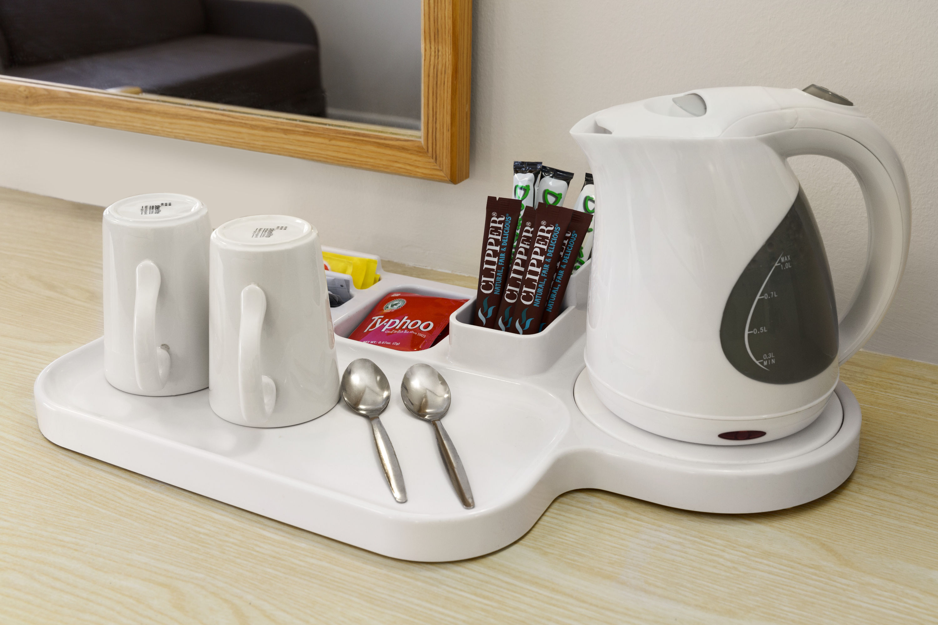 Guest room at the Days Inn by Wyndham Sutton Scotney South in Winchester, Other than US/Canada