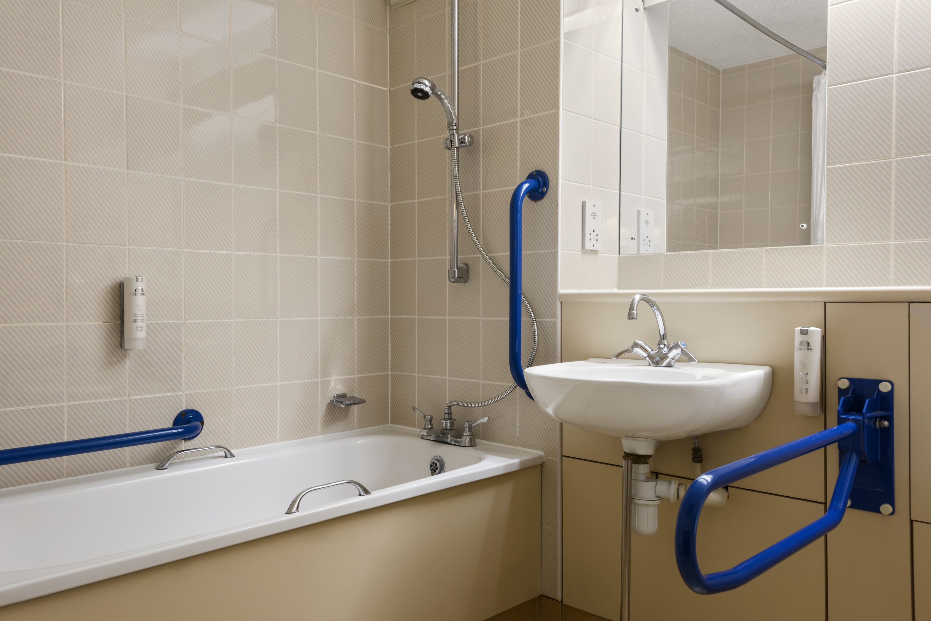 Days Inn Wyndham Bradford M62 Yorkshire  Hotels