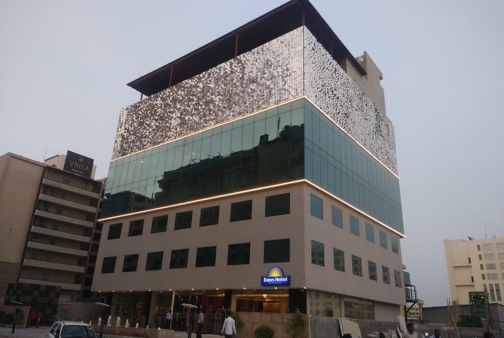 Exterior of Days Hotel by Wyndham Jaipur Tonk Road hotel in Jaipur, Other than US/Canada