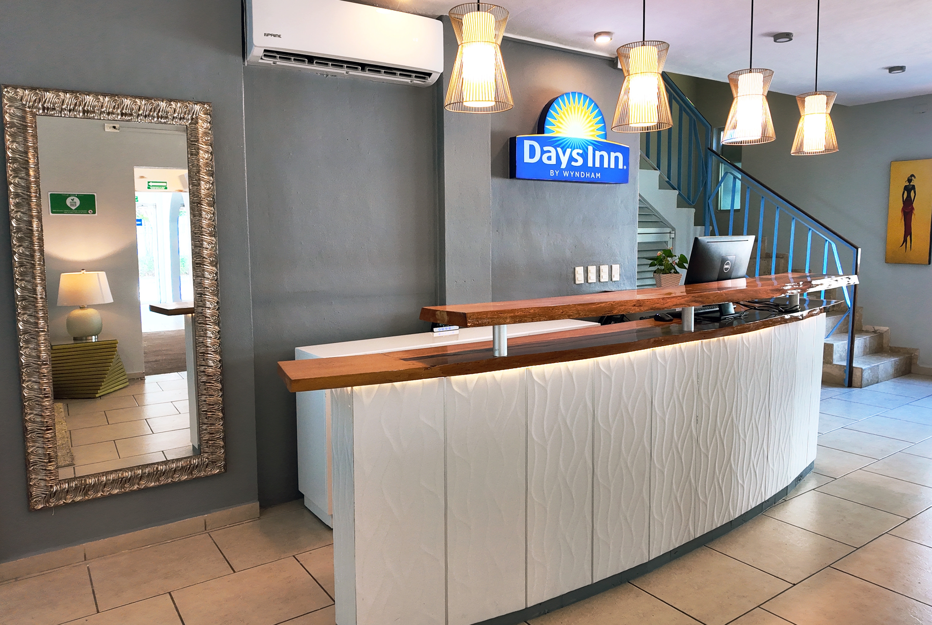 Days Inn by Wyndham Playa del Carmen reception in Playa del Carmen, Other than US/Canada