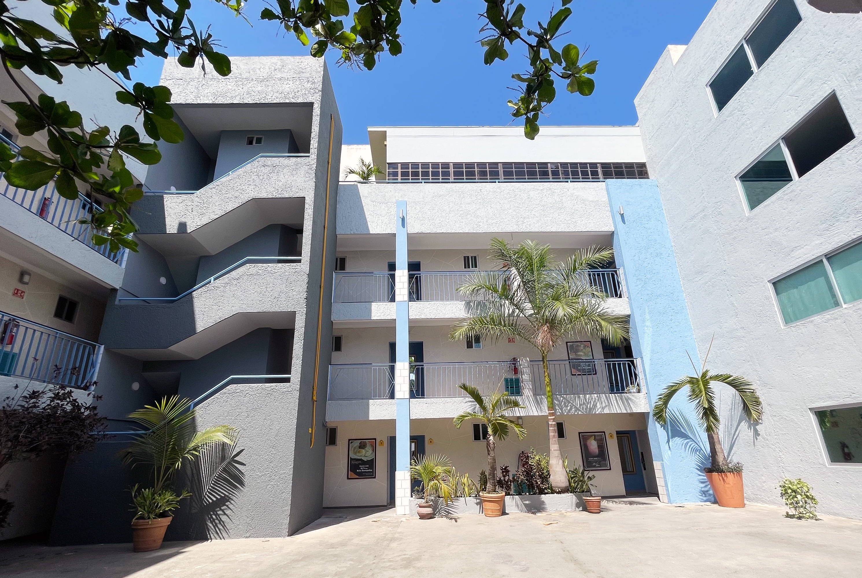 Exterior of Days Inn by Wyndham Playa del Carmen hotel in Playa del Carmen, Other than US/Canada