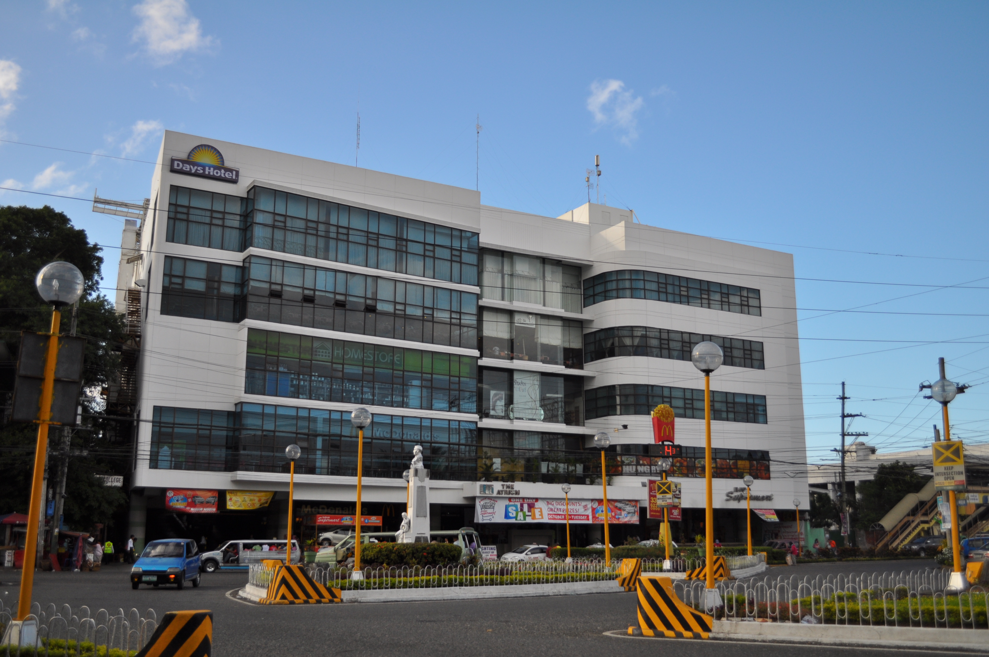 Days Hotel by Wyndham Iloilo | Iloilo City, PH Hotels