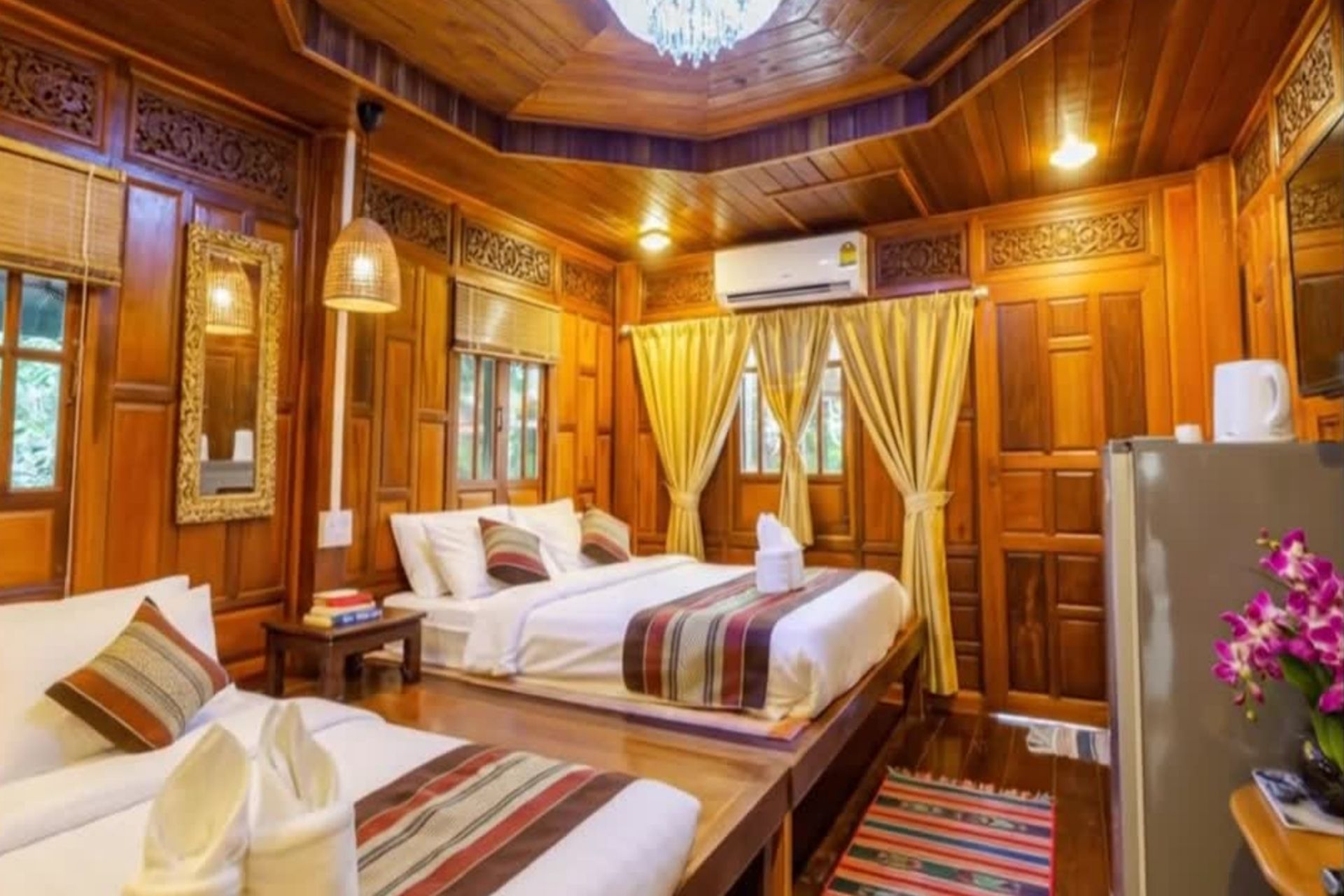 Guest room at the Days Hotel by Wyndham Rayong Banchang in Ban Chang, Other than US/Canada