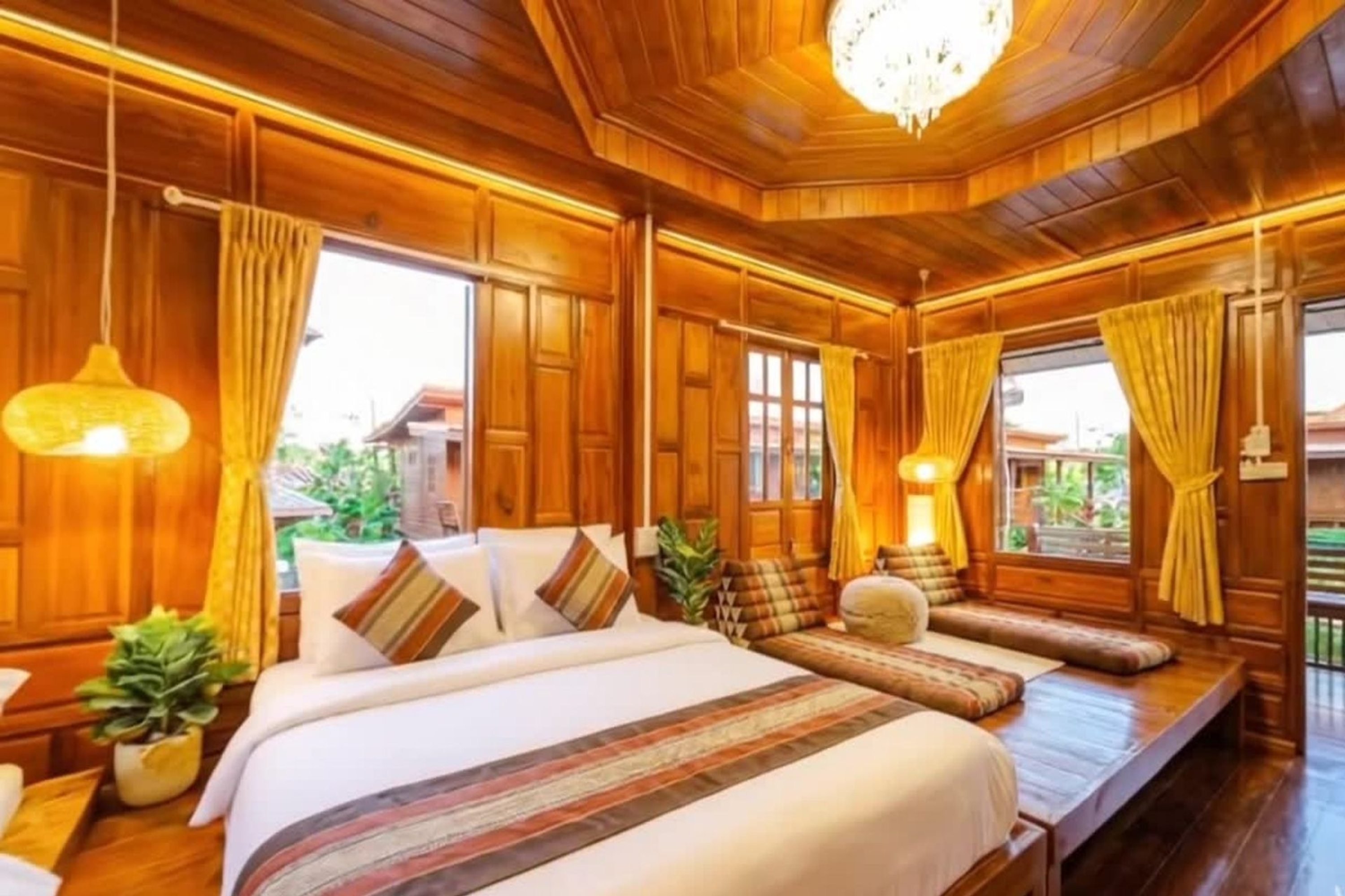 Guest room at the Days Hotel by Wyndham Rayong Banchang in Ban Chang, Other than US/Canada