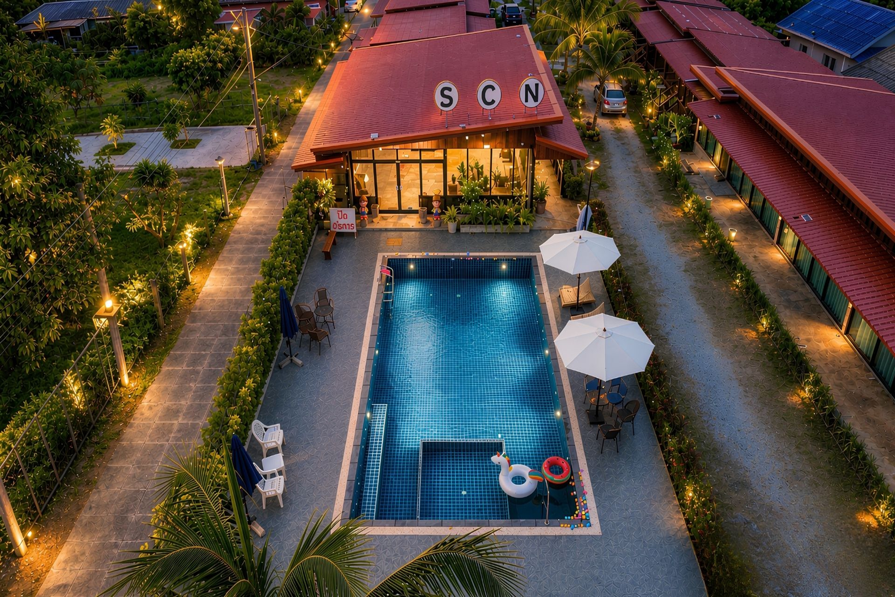 Pool at the Days Hotel by Wyndham Rayong Banchang in Ban Chang, Other than US/Canada