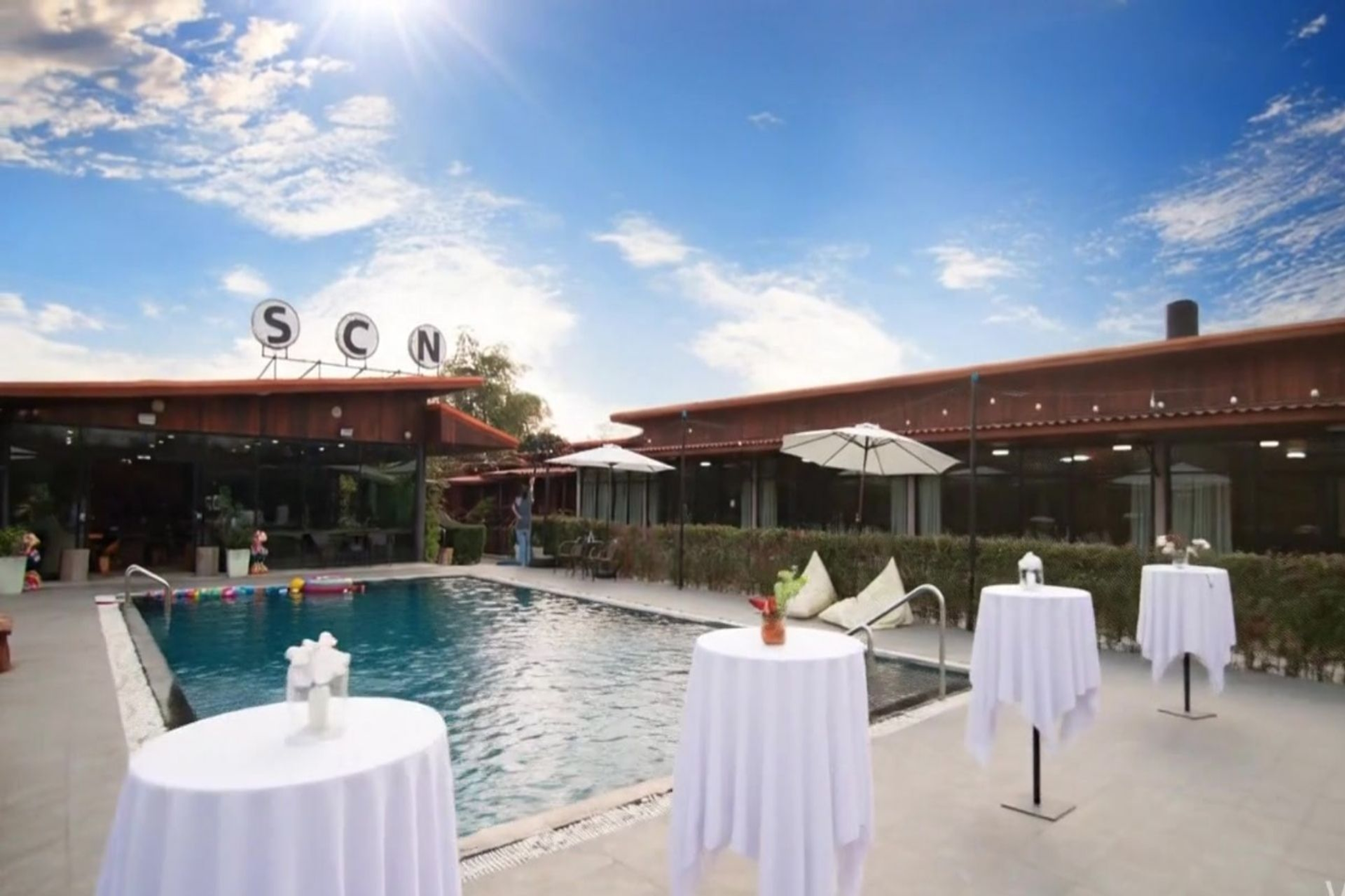 Pool at the Days Hotel by Wyndham Rayong Banchang in Ban Chang, Other than US/Canada