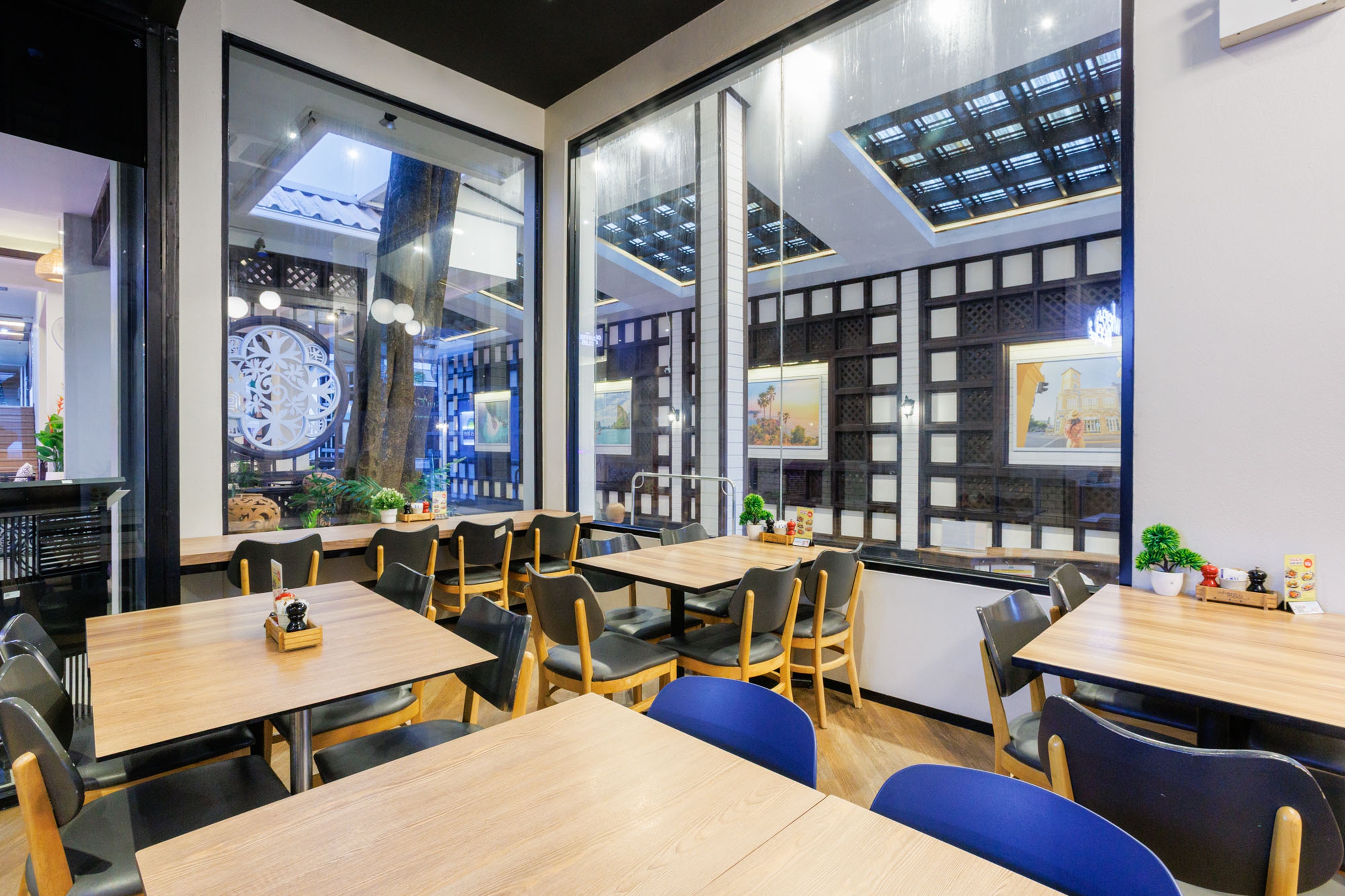 Days Inn by Wyndham Patong Beach Phuket restaurant breakfast area with seating in Phuket, Other than US/Canada