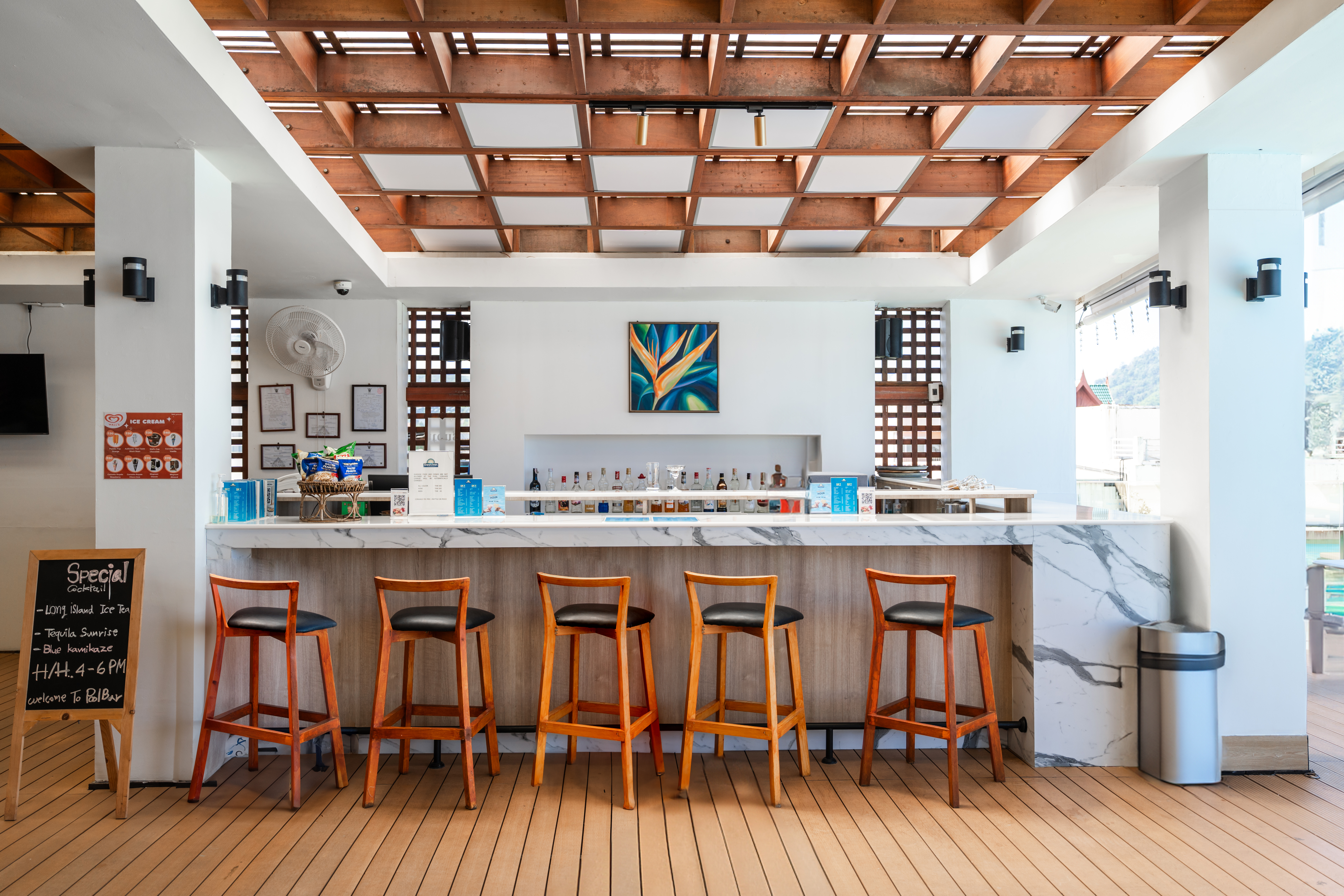 Days Inn by Wyndham Patong Beach Phuket restaurant in Phuket, Other than US/Canada