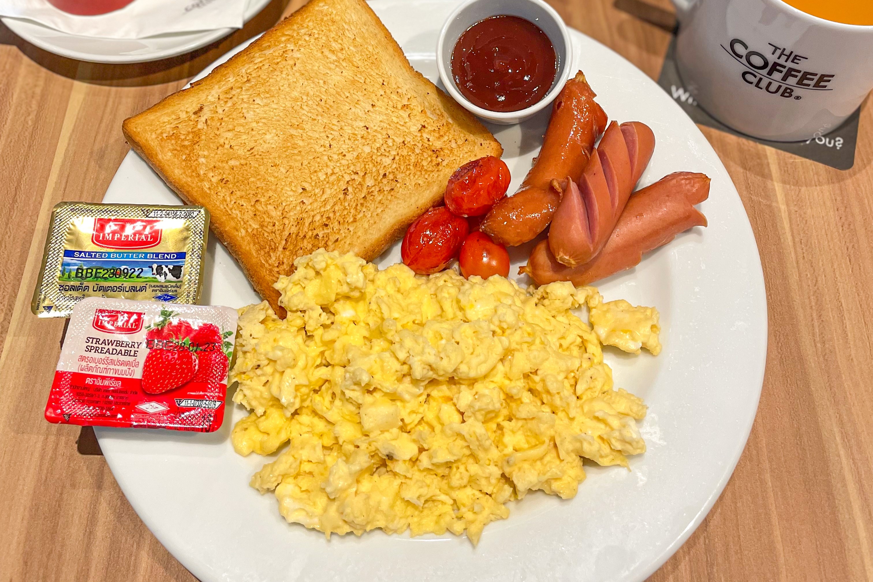 Days Inn by Wyndham Patong Beach Phuket restaurant in Phuket, Other than US/Canada