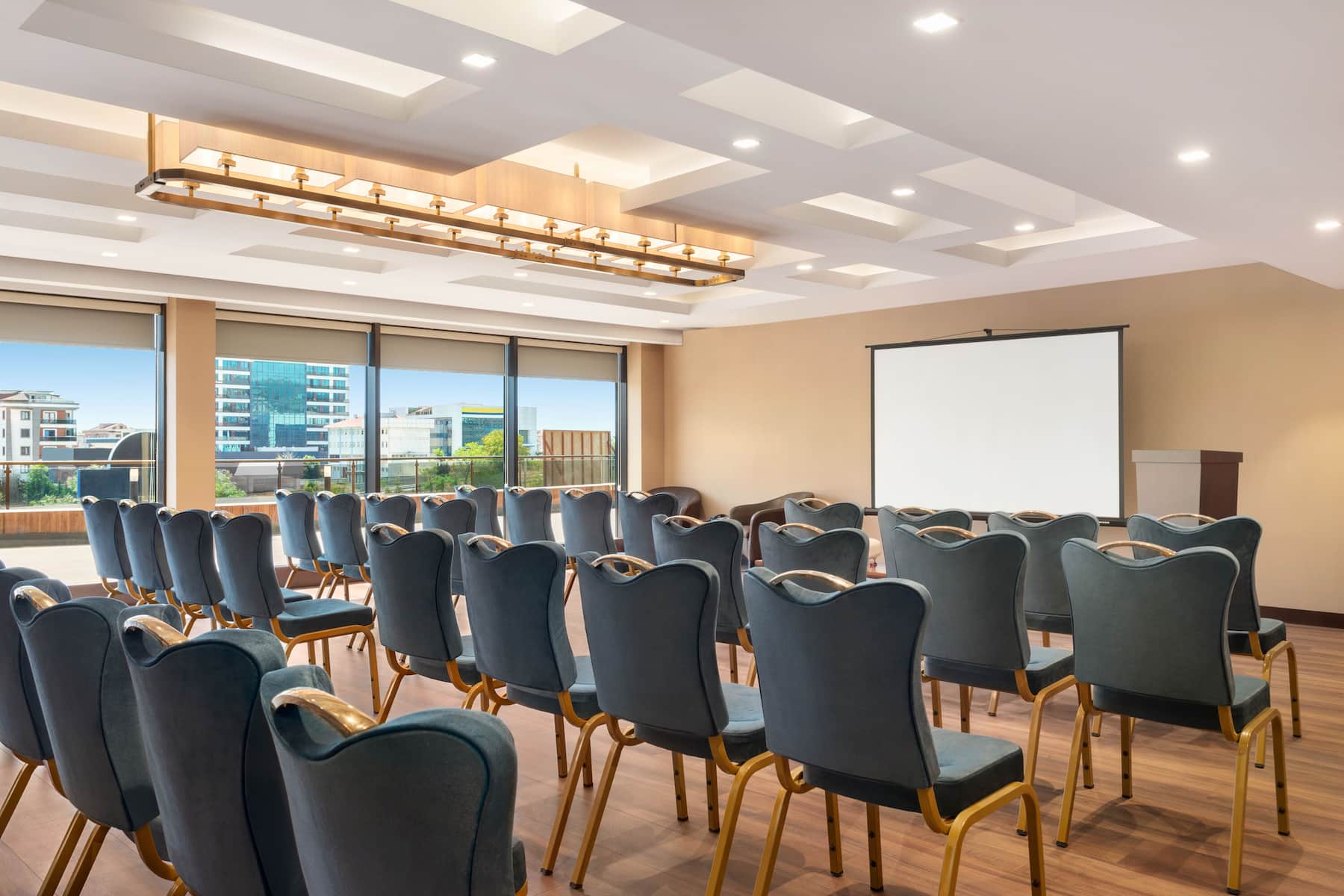 Theatre meeting room at Days Hotel by Wyndham Istanbul Maltepe in Istanbul, Other than US/Canada