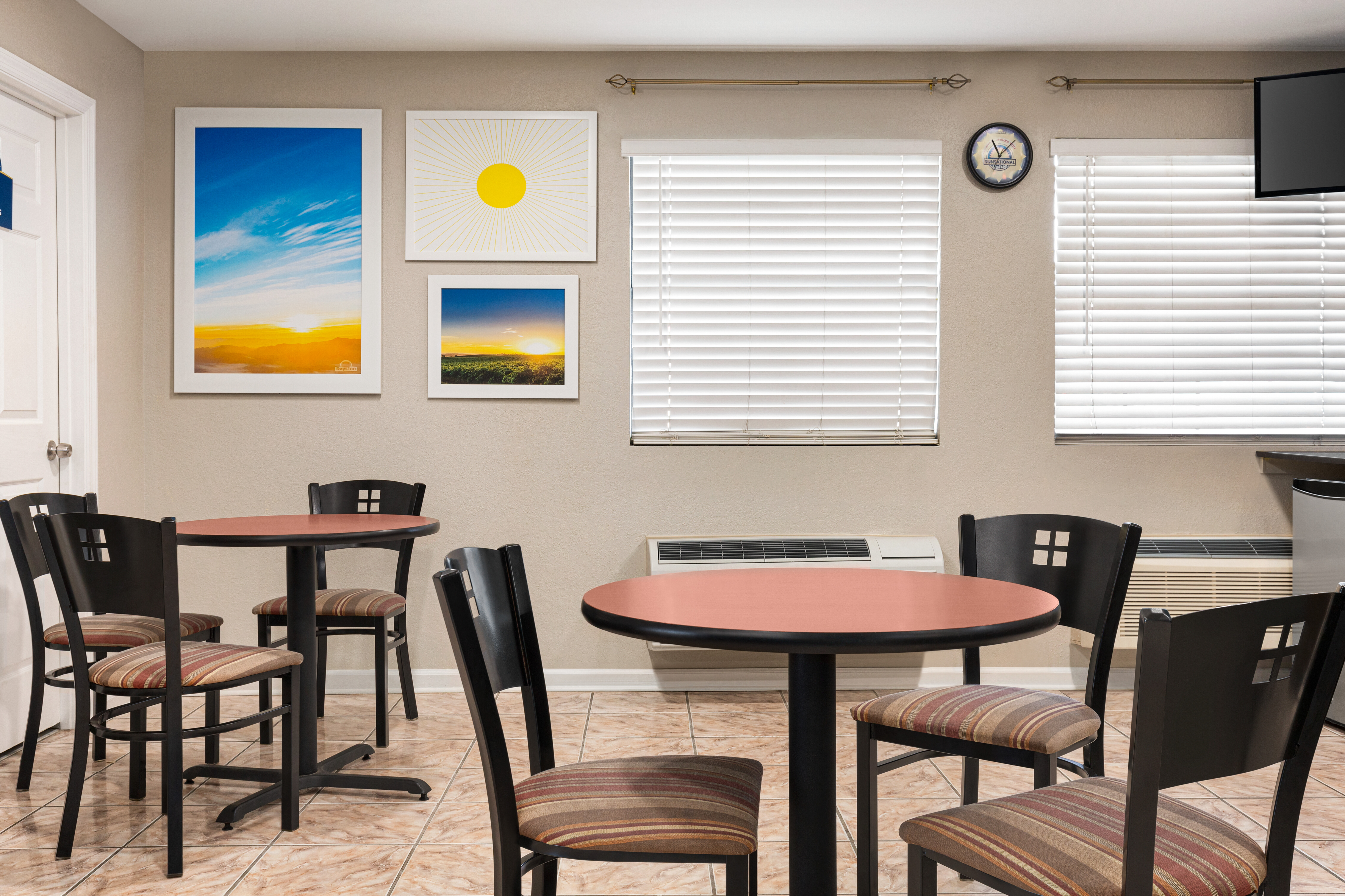 Free breakfast at Days Inn by Wyndham Demopolis in Demopolis, Alabama