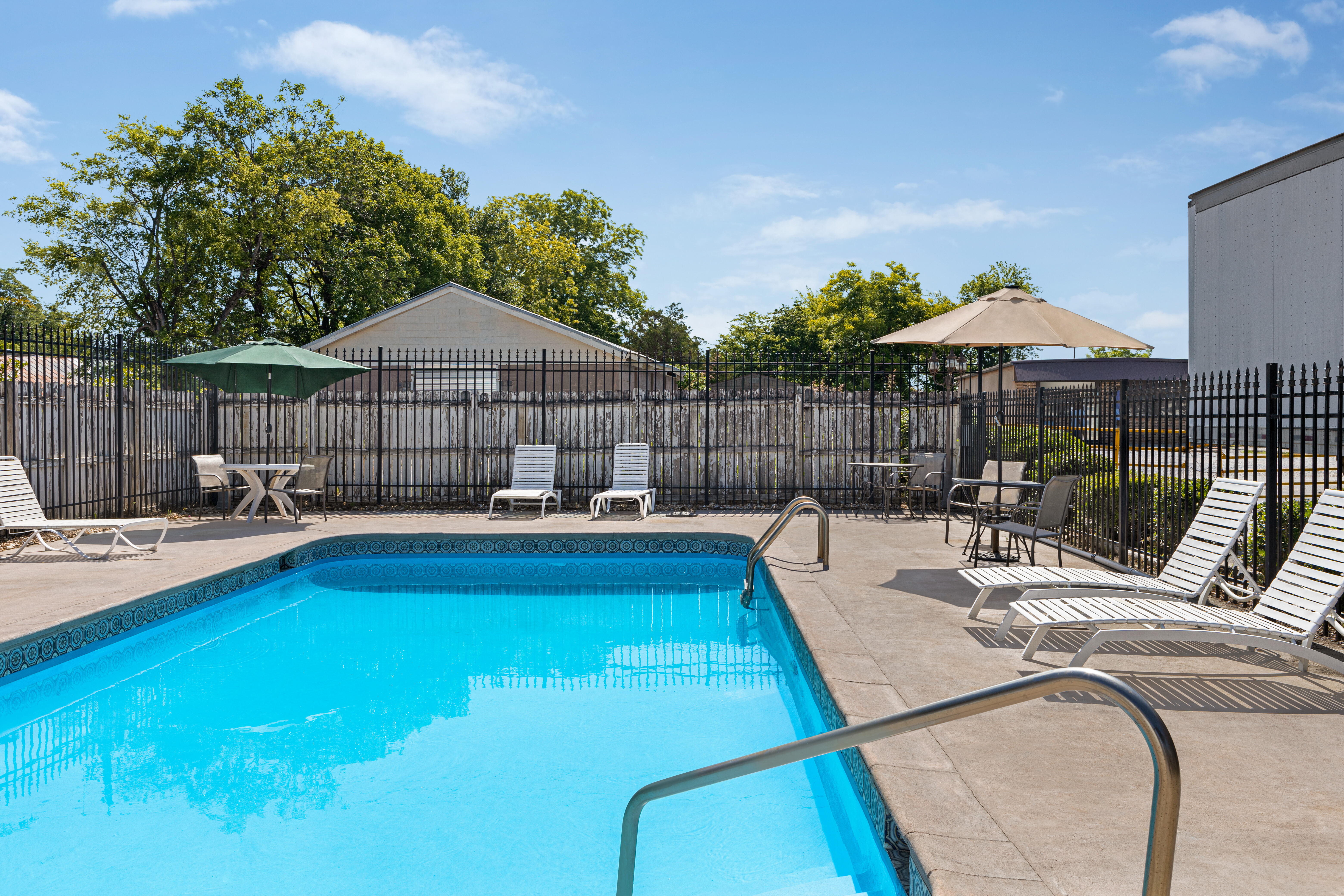 Days Inn by Wyndham Demopolis Demopolis, AL Hotels