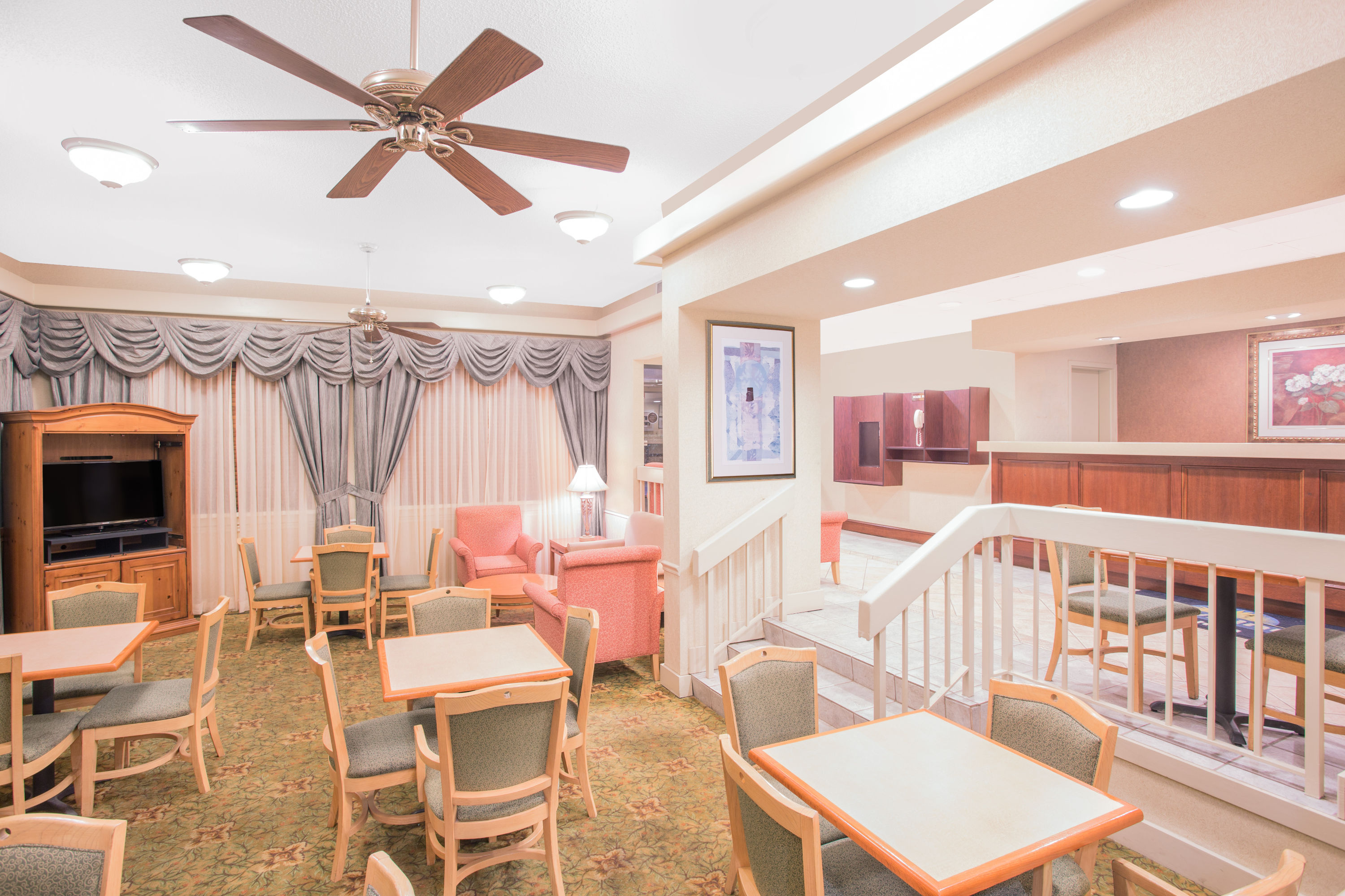 Days Inn By Wyndham Dothan Dothan Al Hotels