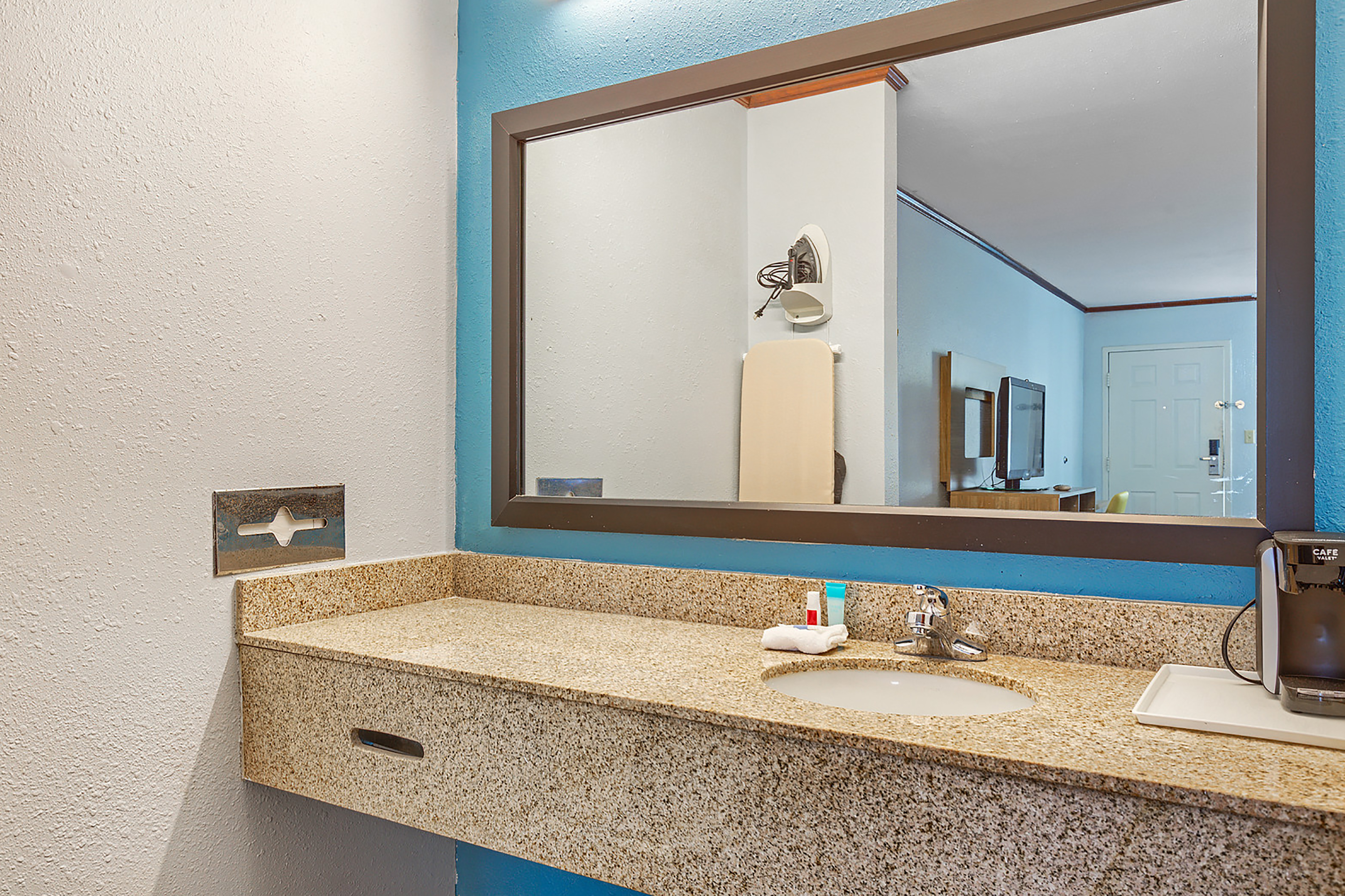 Guest room bath at the Days Inn by Wyndham Foley in Foley, Alabama