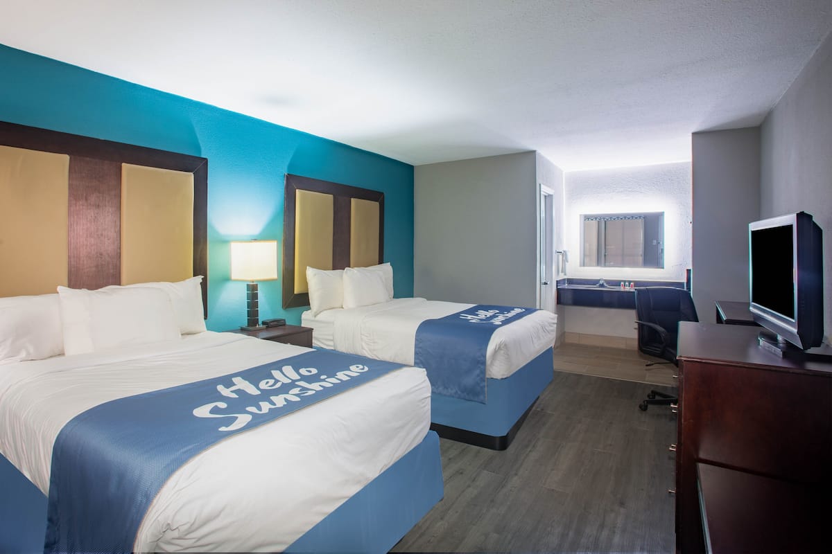 Days Inn by Wyndham Mobile I-65 | Mobile, AL Hotels