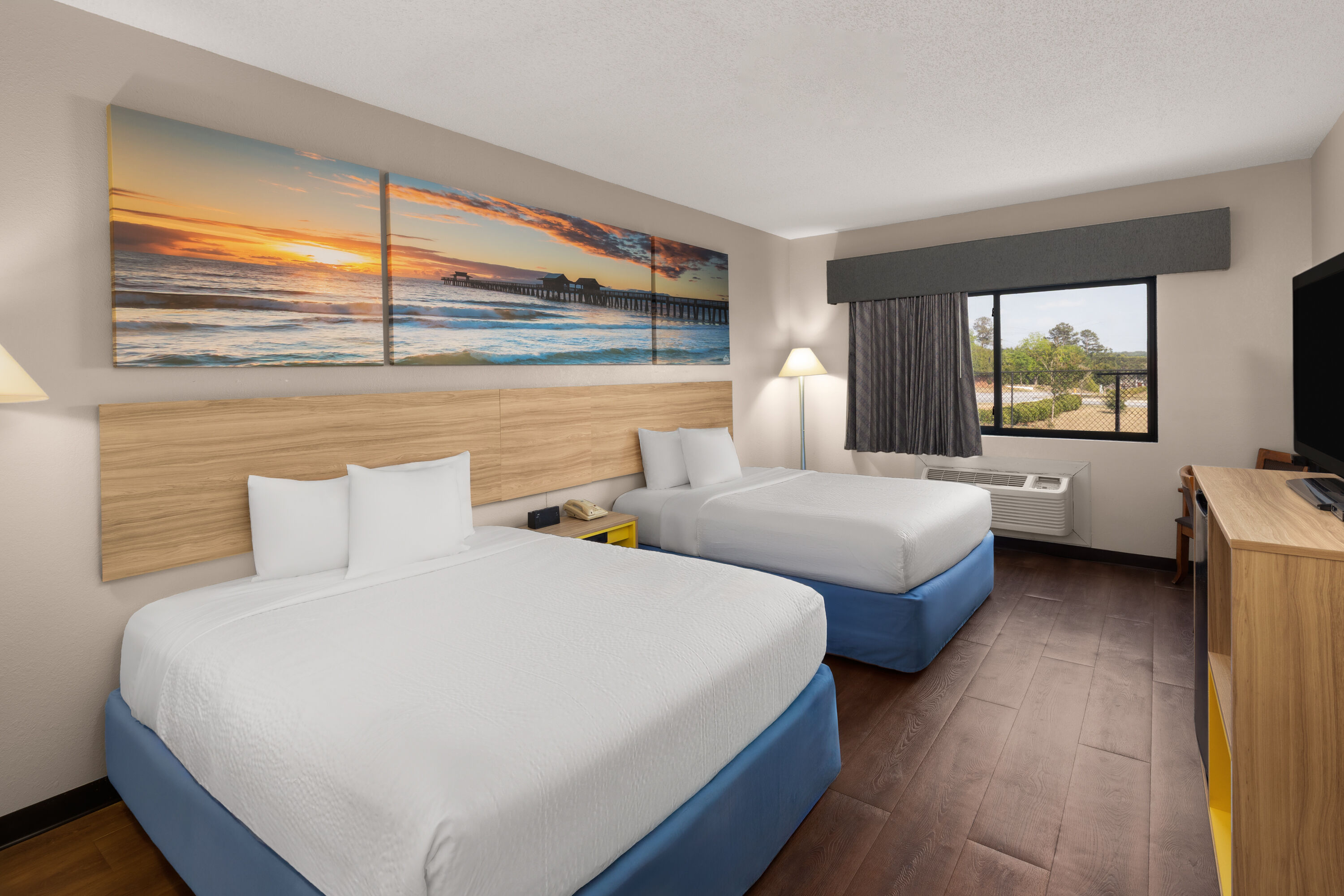 Guest room at the Days Inn by Wyndham Phenix City Near Fort Benning in Phenix City, Alabama